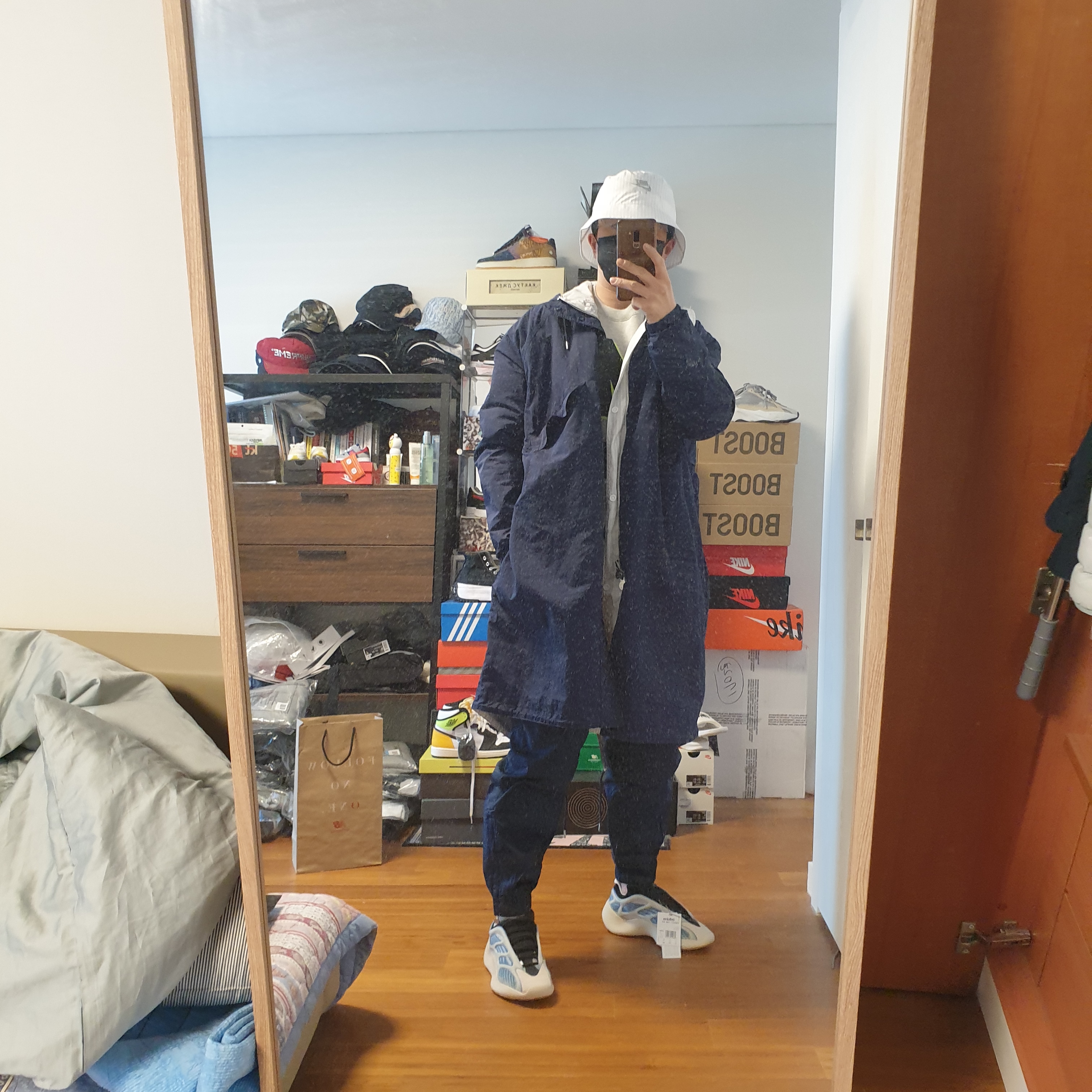 Nike x Kim Jones Bucket Hat White, Nike x Kim Jones Fleece Crew Grey Heather - US/EU 착용 스타일 - 1