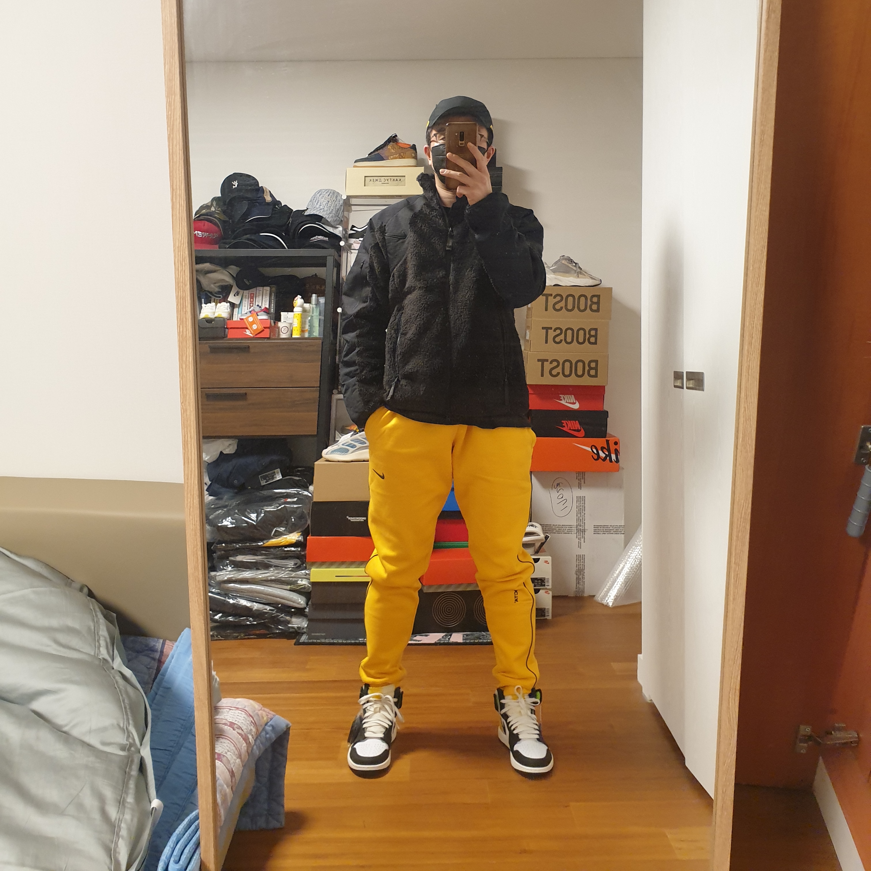 Nike x Drake Nocta NRG Polar Fleece Jacket - Asia, Nike x Drake Nocta Essential T-Shirt Black - US/EU 착용 스타일 - 2