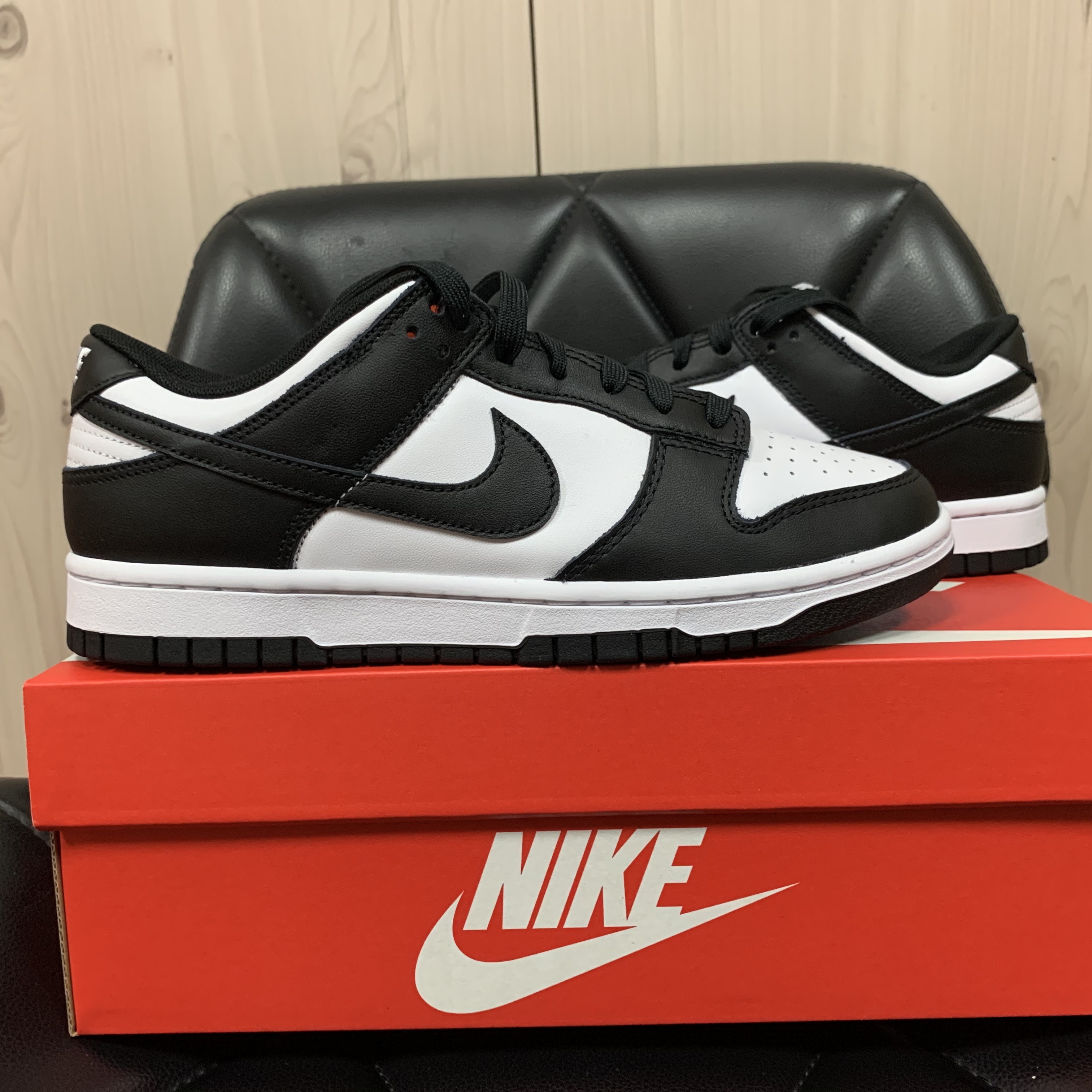 Nike Dunk Low Retro Black 착용 스타일 - 2