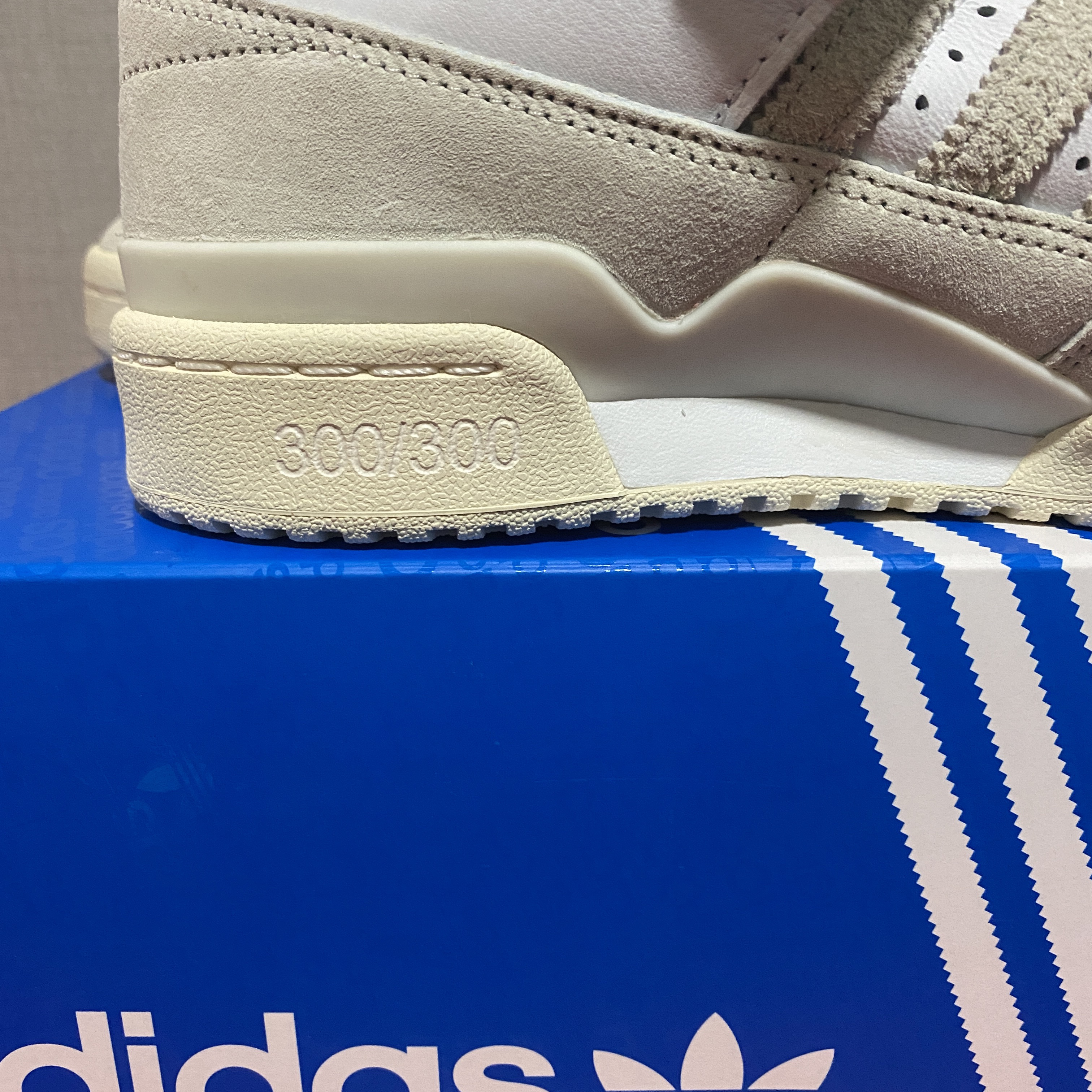 Adidas x END. Forum Low Friends & Forum 착용 스타일 - 3