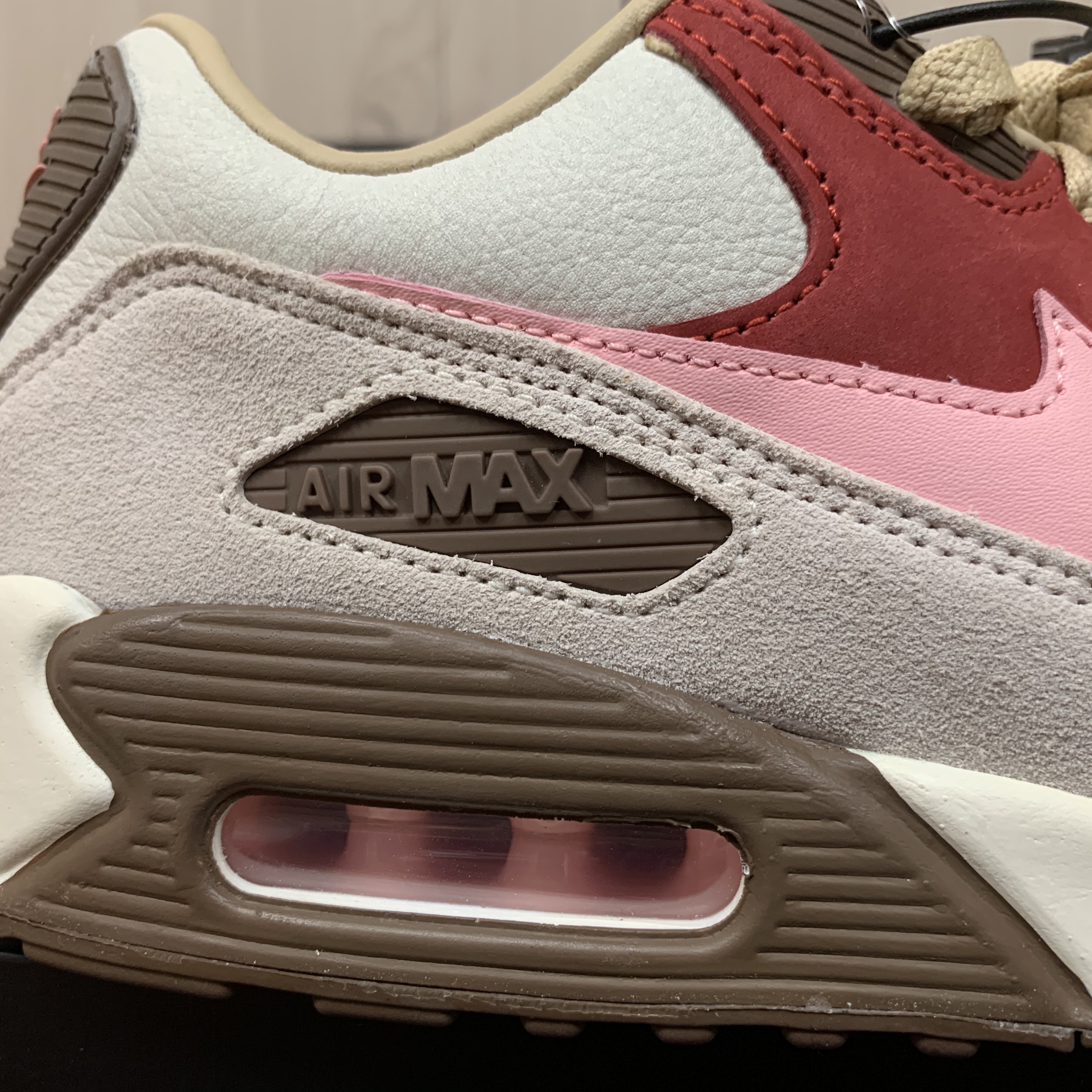 Nike Air Max 90 NRG Bacon 착용 스타일 - 4