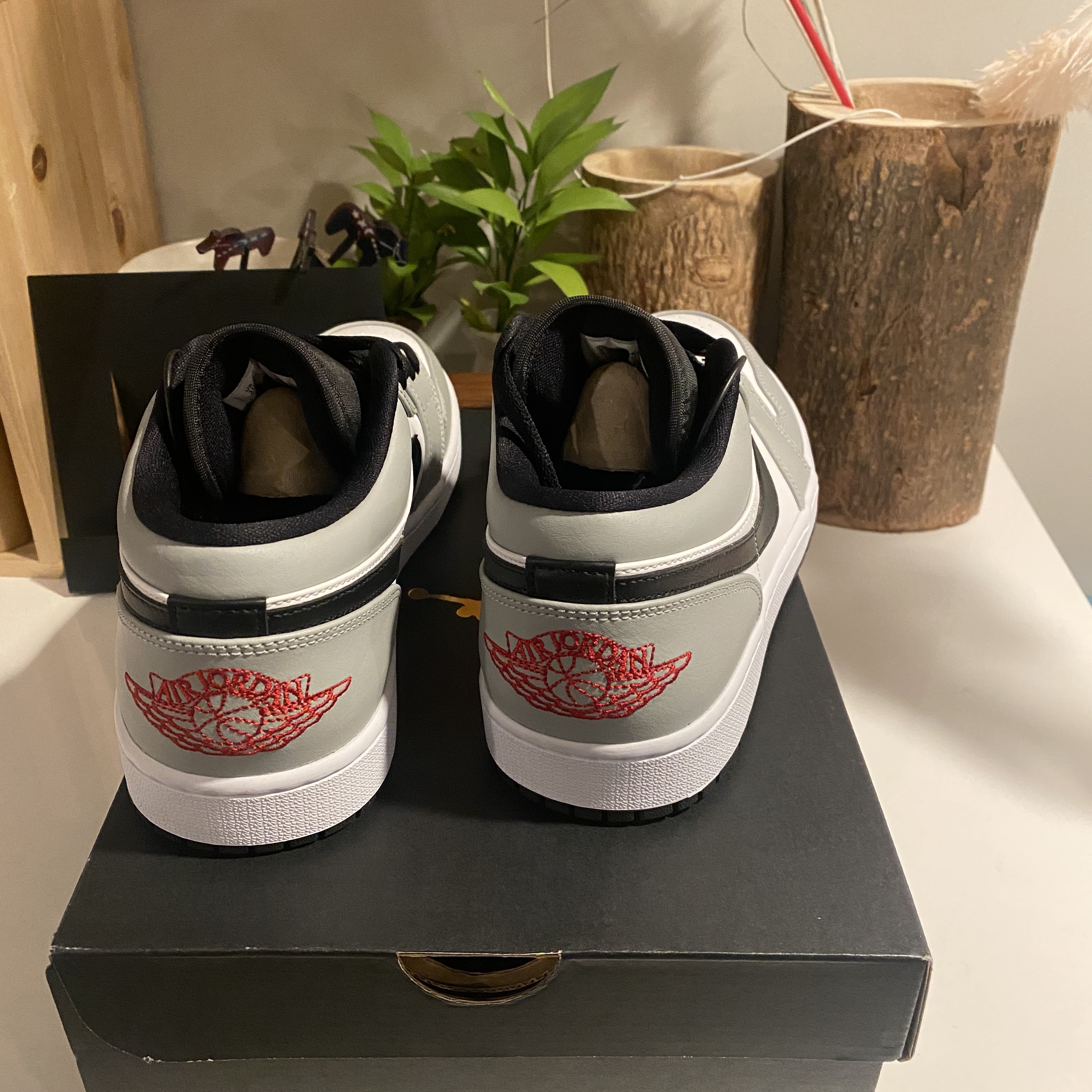 Jordan 1 Low Light Smoke Grey 착용 스타일 - 5