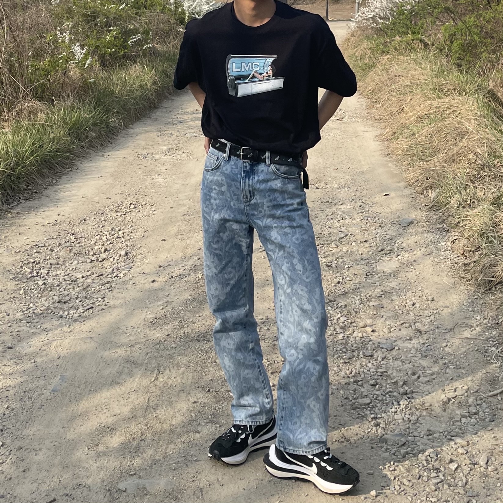 Nike x Sacai VaporWaffle Black White 착용 스타일