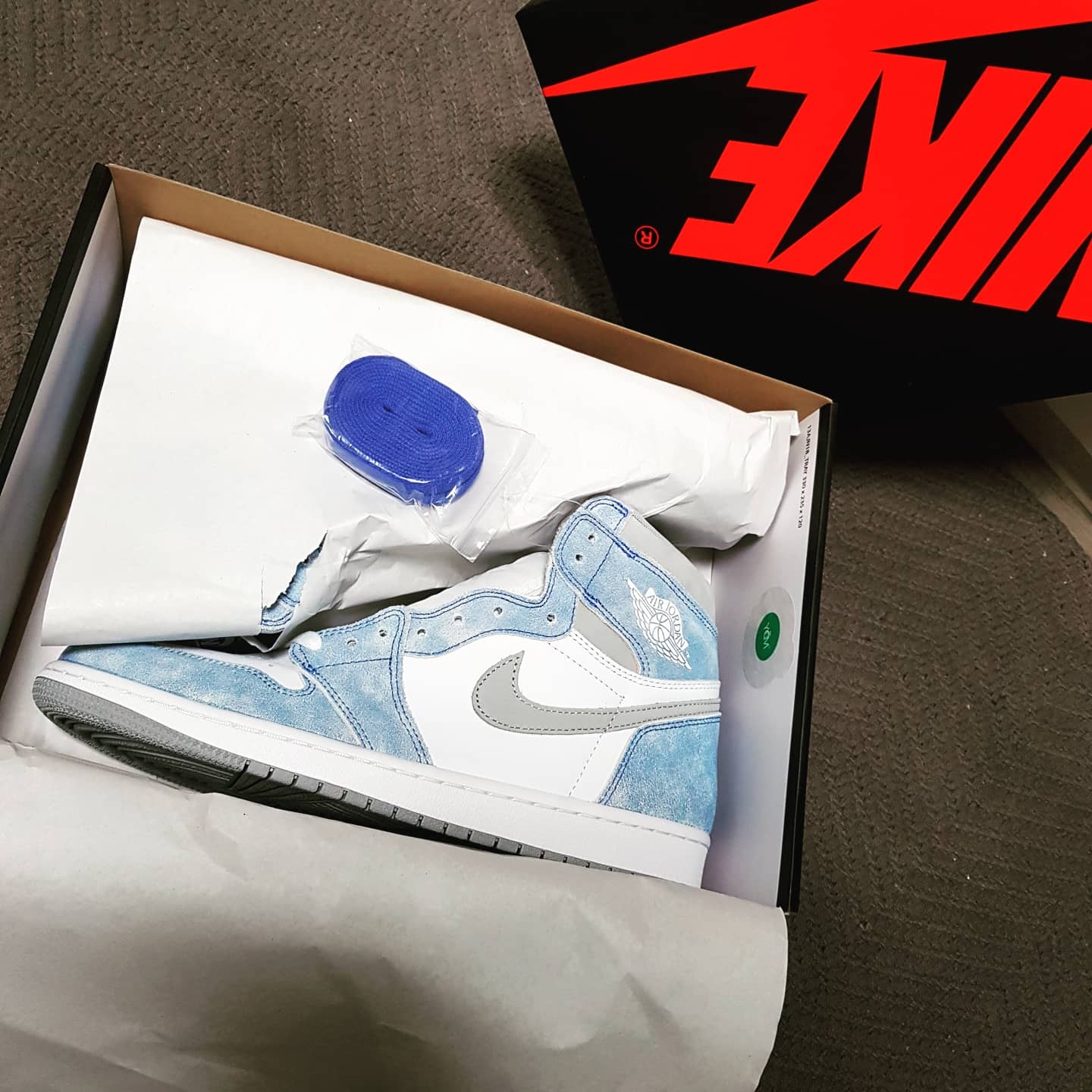Jordan 1 Retro High OG Hyper Royal, Nike Dunk Low Retro Black 착용 스타일 - 2