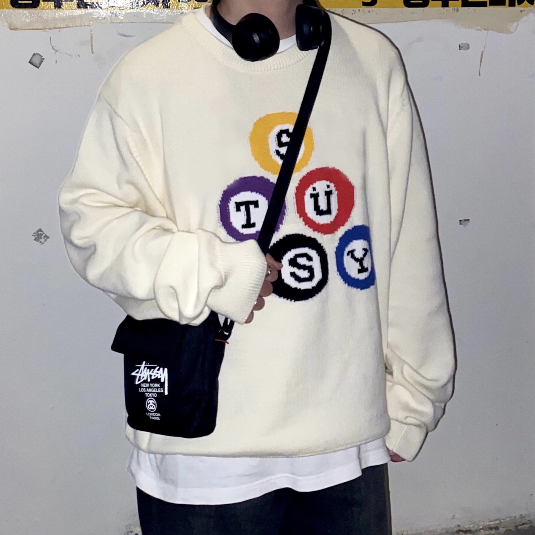 Nike x Stussy Air Zoom Spiridon Cage 2 Fossil, Stussy Billiard Sweater Natural 착용 스타일 - 1