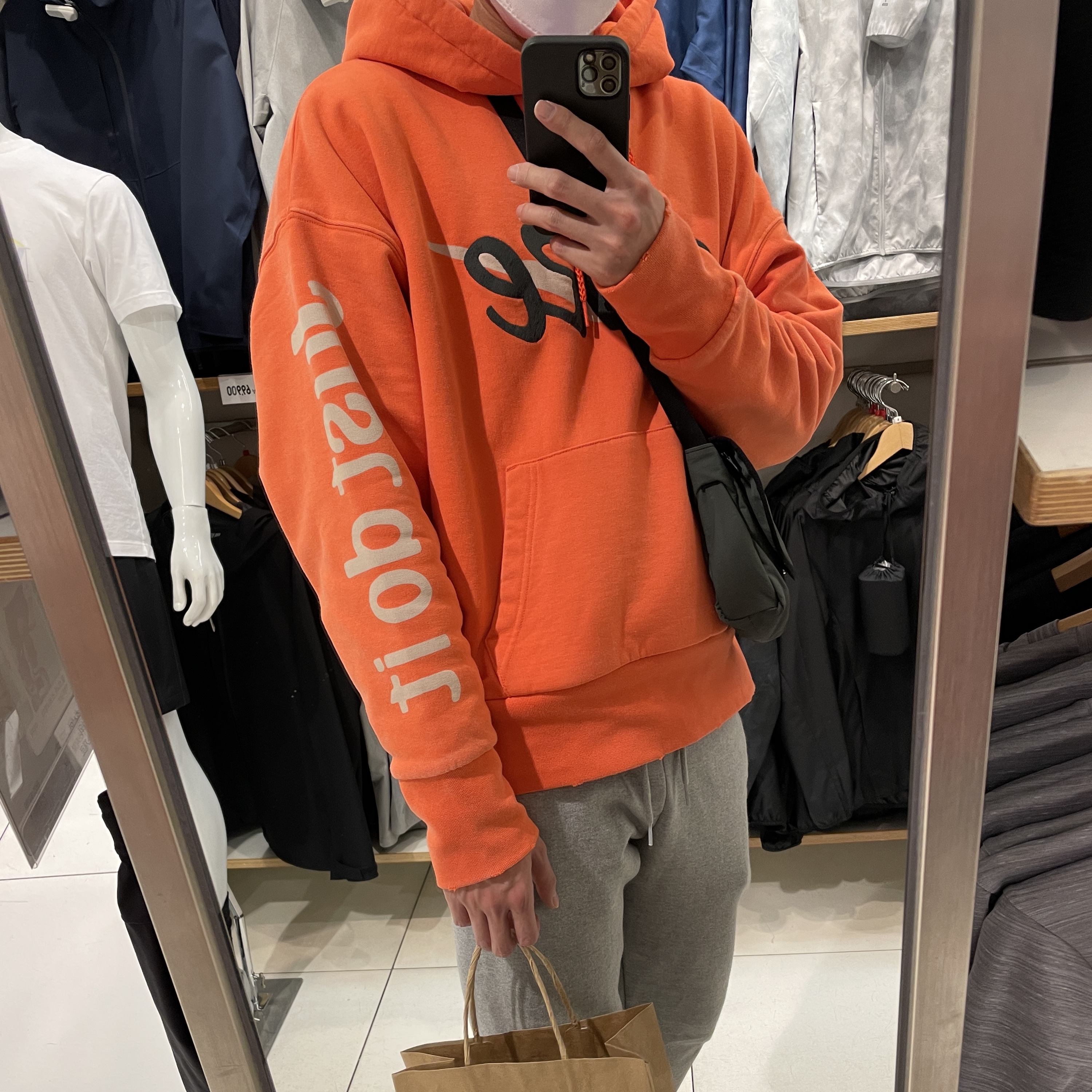 Nike x Cactus Plant Flea Market Shoebox Heavyweight Hooded Pullover Orange - US/EU 착용 스타일