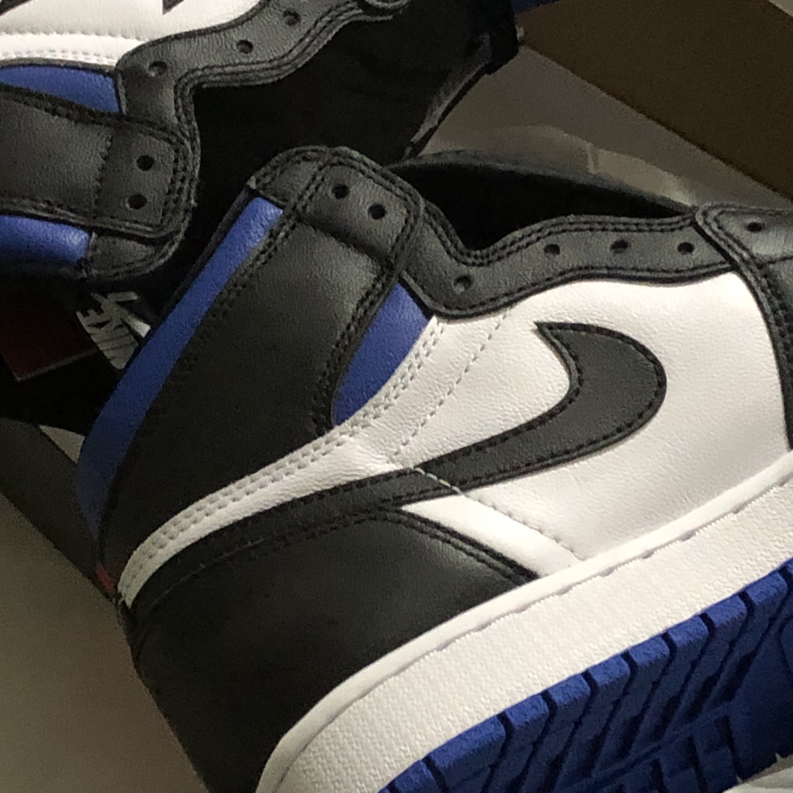 Jordan 1 Retro High OG Royal Toe 착용 스타일