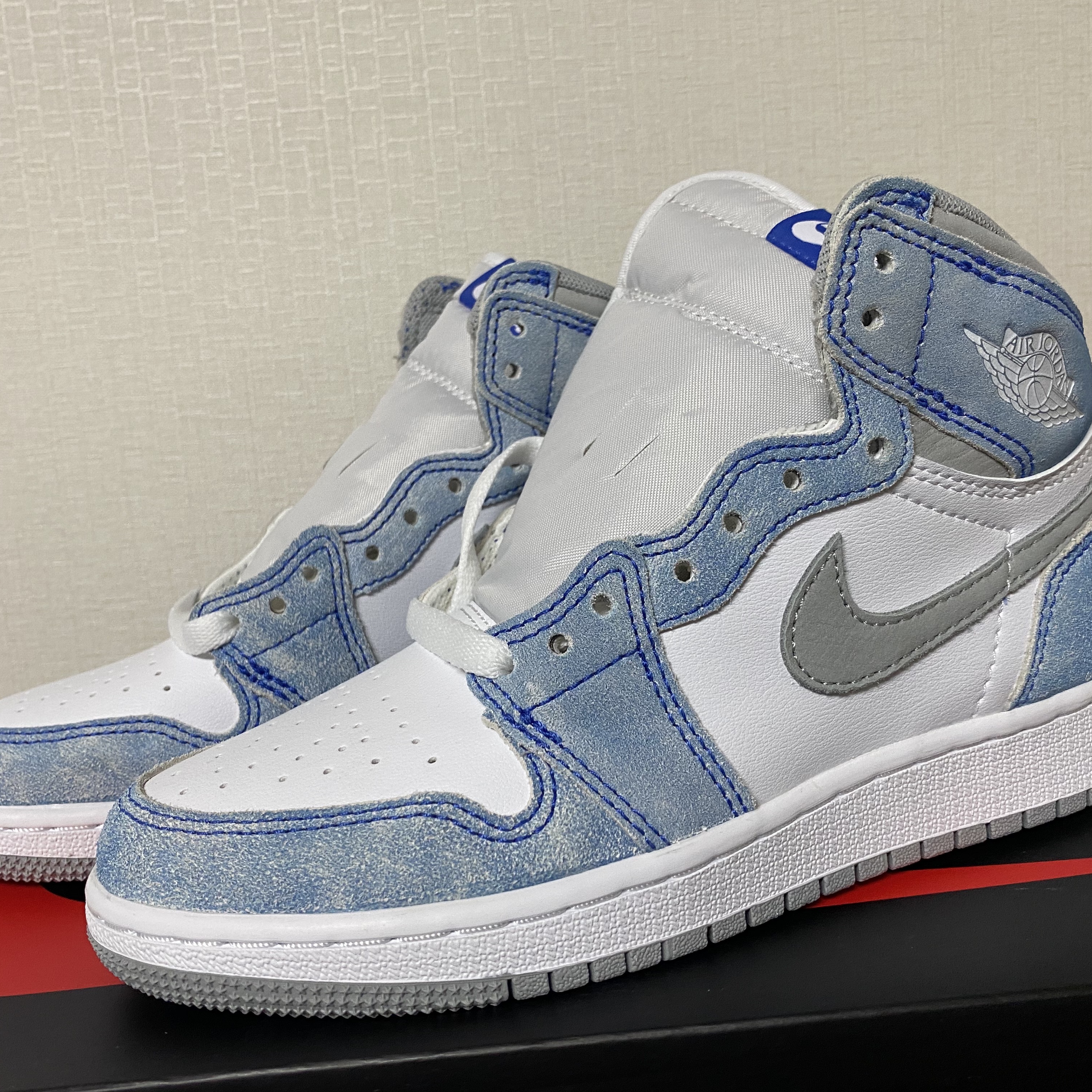 (GS) Jordan 1 Retro High OG Hyper Royal 착용 스타일 - 2