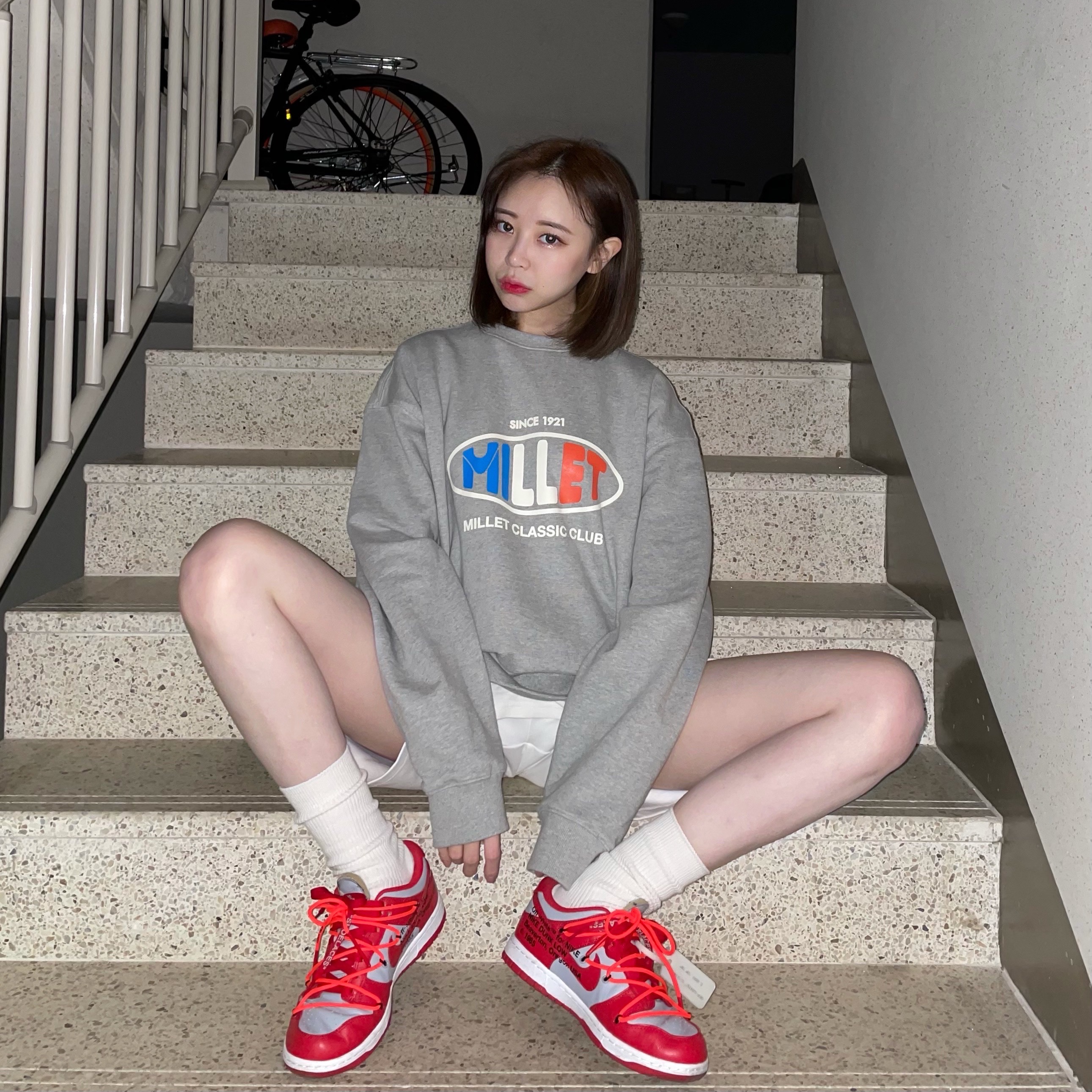 Nike x Off-White Dunk Low University Red 착용 스타일 - 1