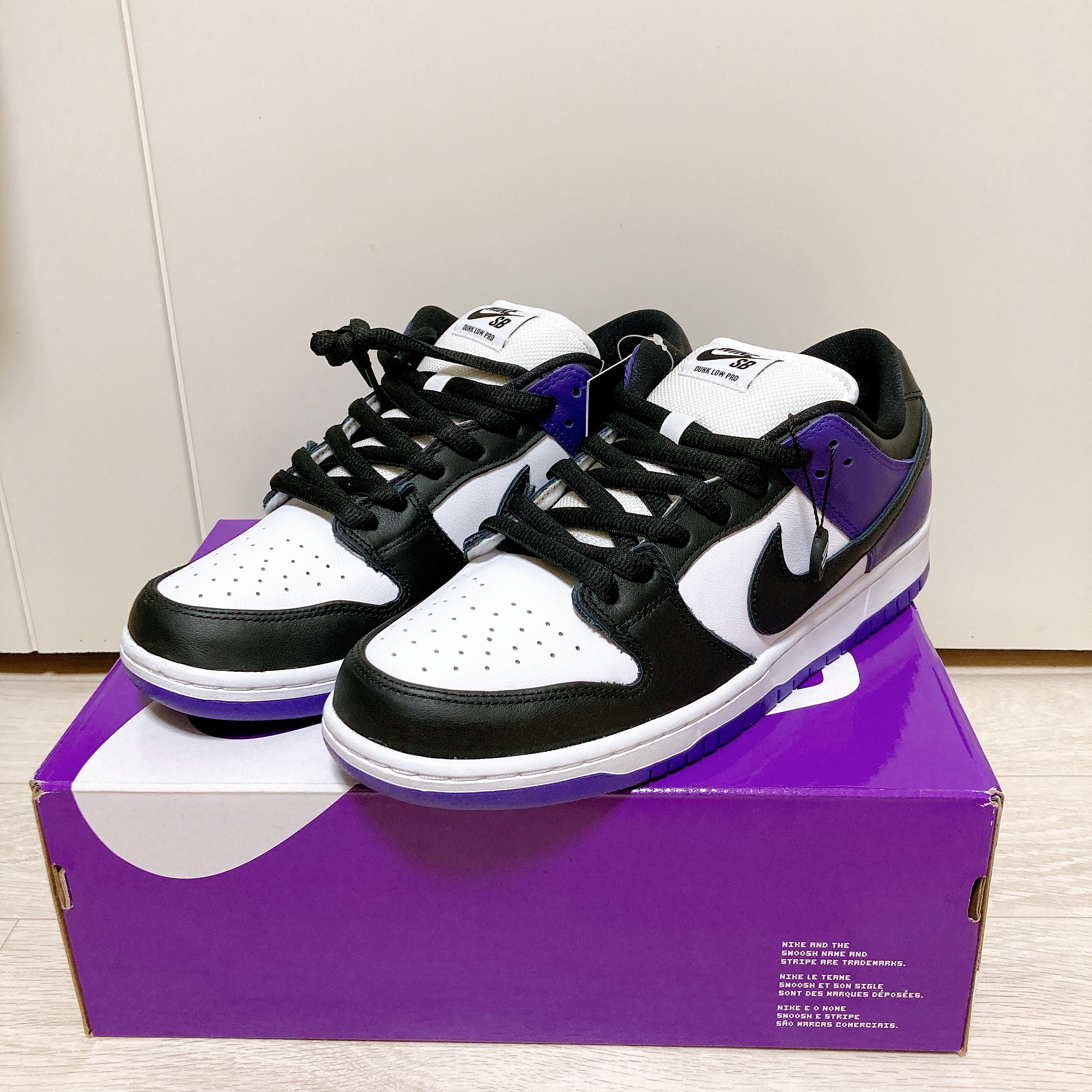 Nike SB Dunk Low Pro Court Purple 착용 스타일 - 2