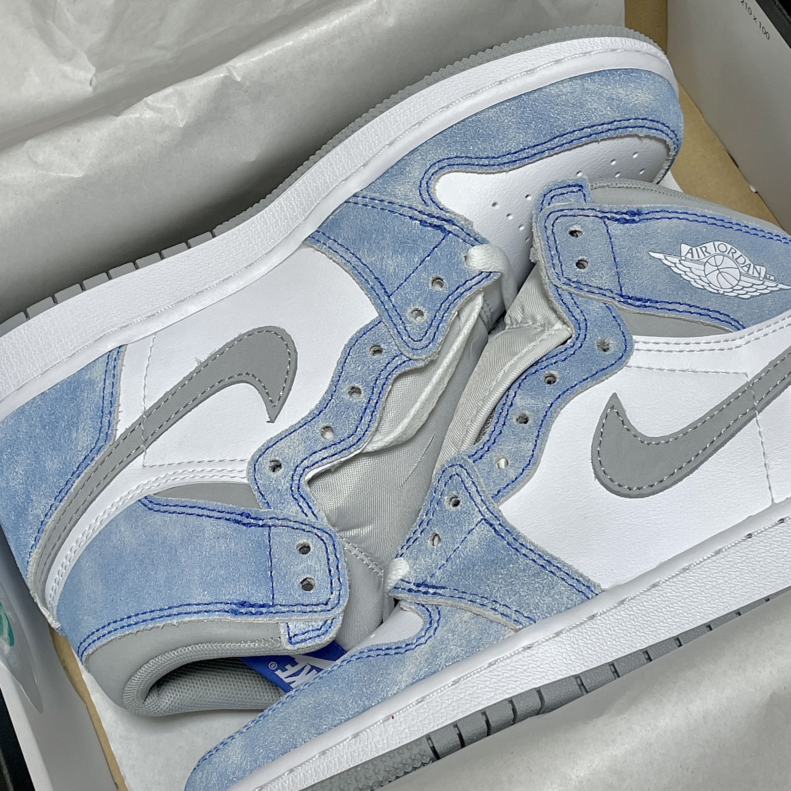 (GS) Jordan 1 Retro High OG Hyper Royal 착용 스타일