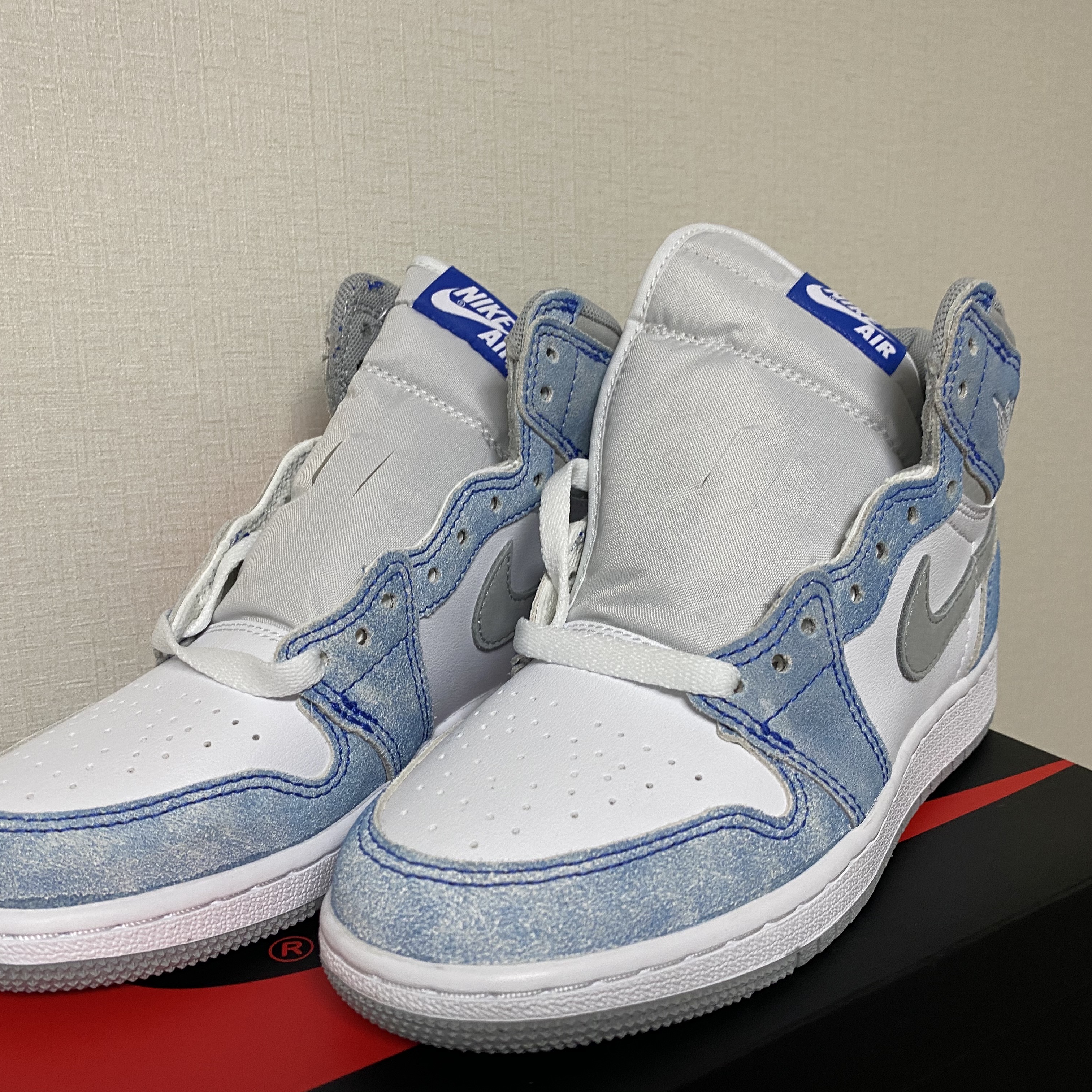 (GS) Jordan 1 Retro High OG Hyper Royal 착용 스타일 - 3