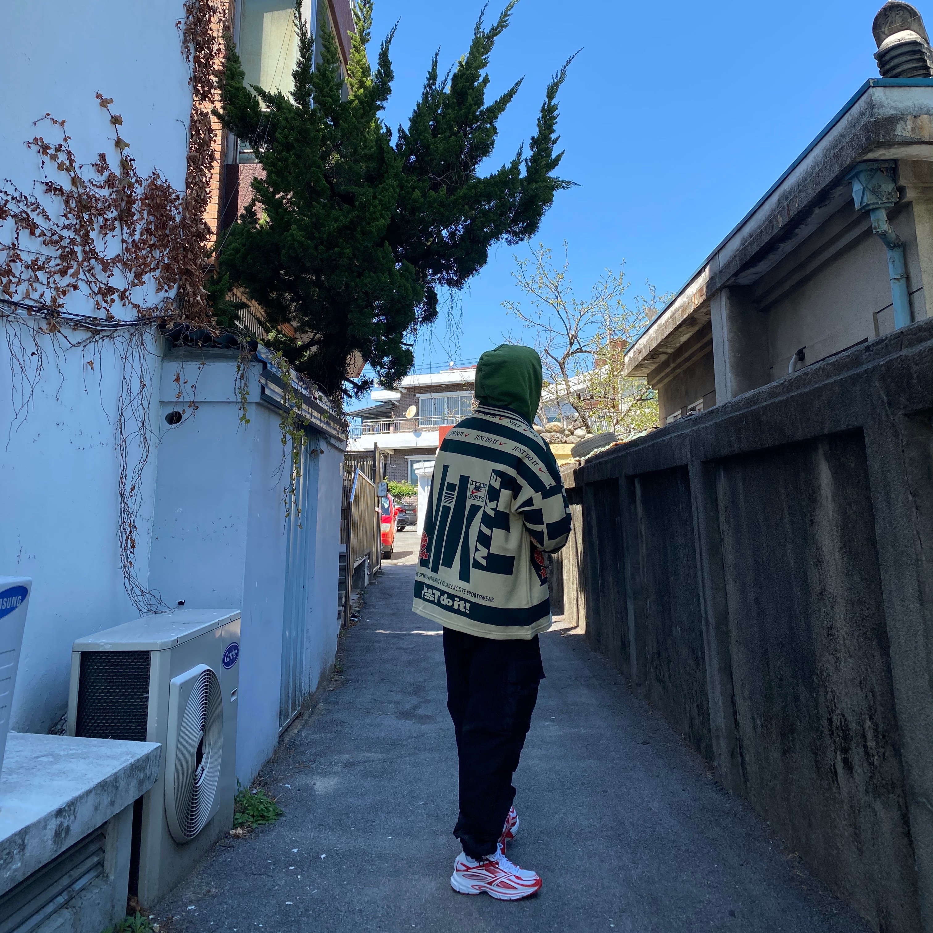 Nike x Cactus Plant Flea Market Long Sleeve Polo Natural - US/EU, Reebok x Kanghyuk Premier Road Modern White Red  착용 스타일 - 1