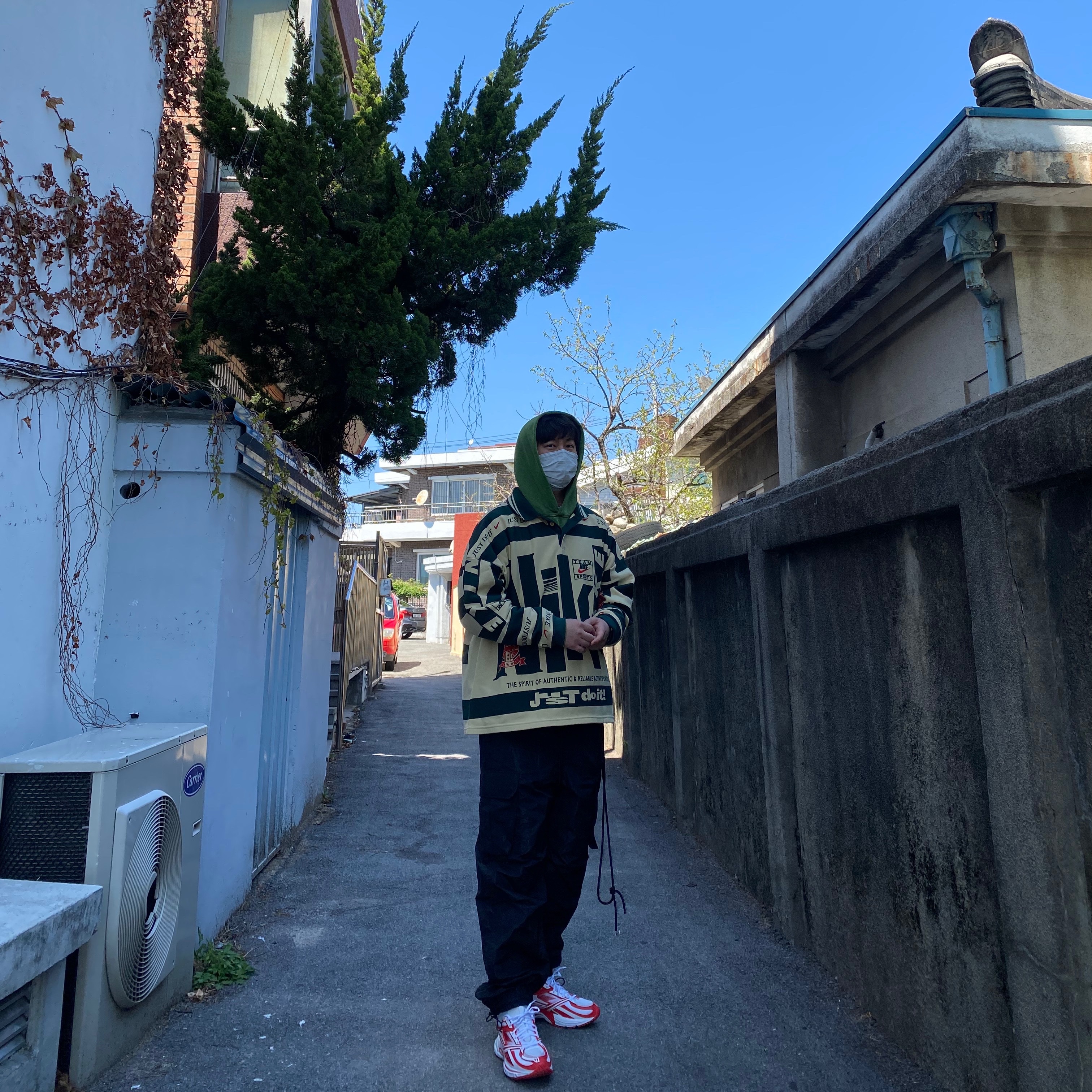 Nike x Cactus Plant Flea Market Long Sleeve Polo Natural - US/EU, Reebok x Kanghyuk Premier Road Modern White Red  착용 스타일 - 2