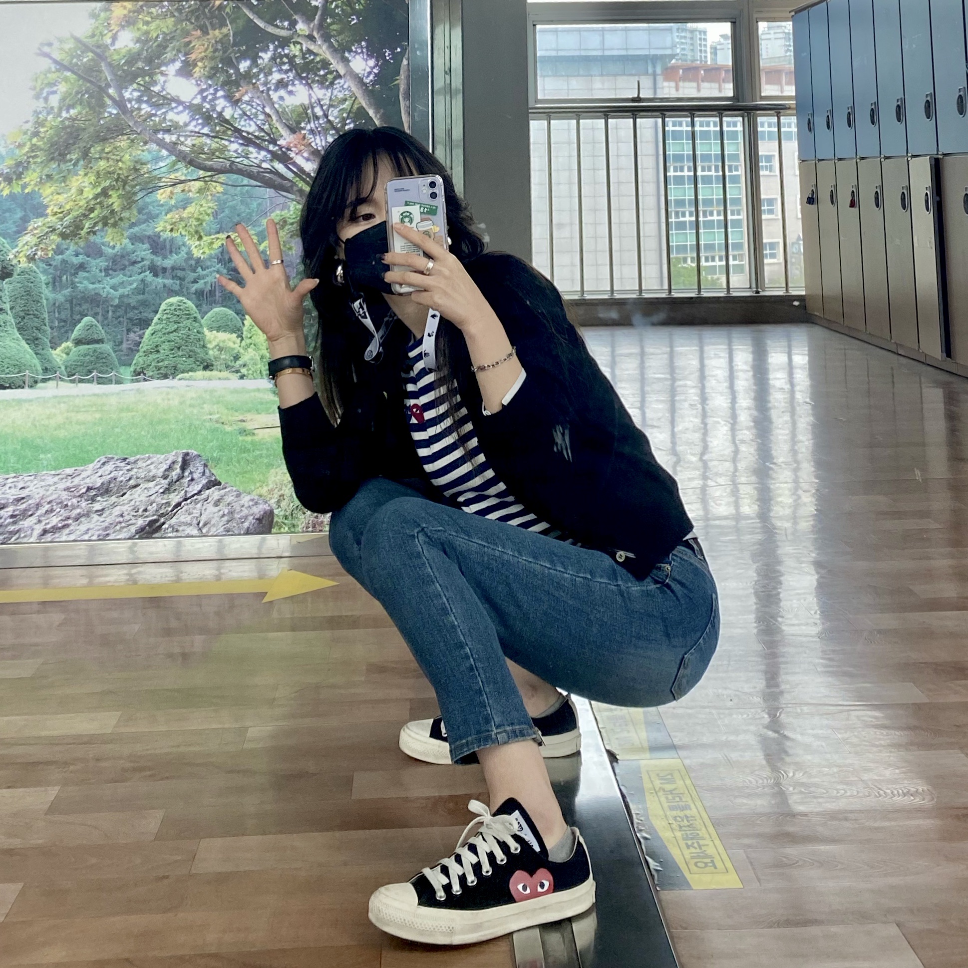 Converse x Play Comme des Garcons Chuck 70 Ox Black, (W) Play Comme des Garcons Red Heart Knit Cardigan Navy 착용 스타일 - 2
