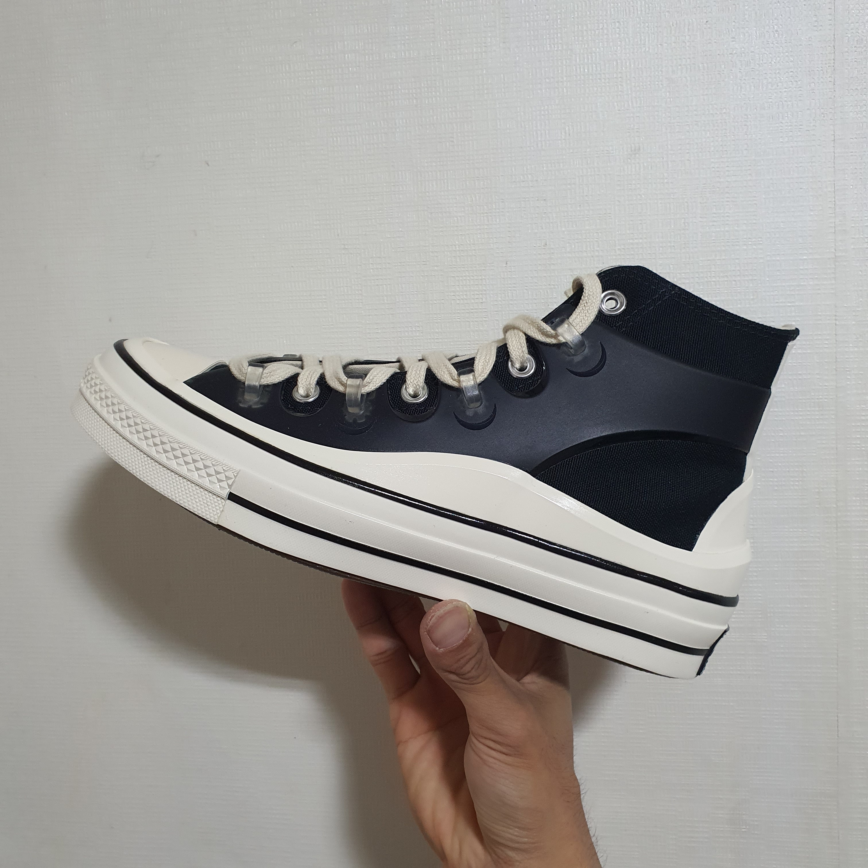 Converse x Kim Jones Chuck 70 Utility Wave High Black 착용 스타일 - 3