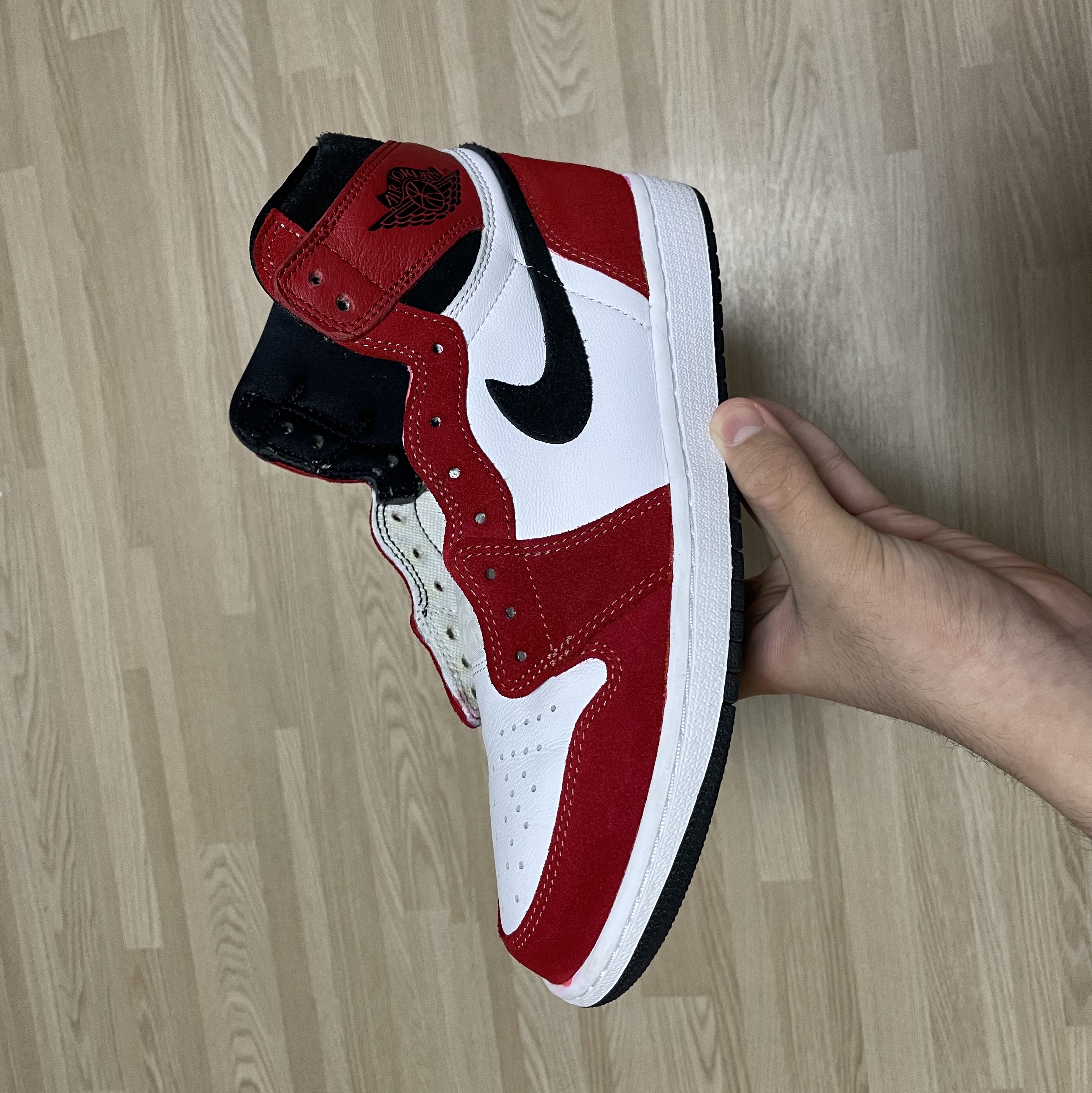 Jordan 1 Retro High OG Light Smoke Grey 착용 스타일