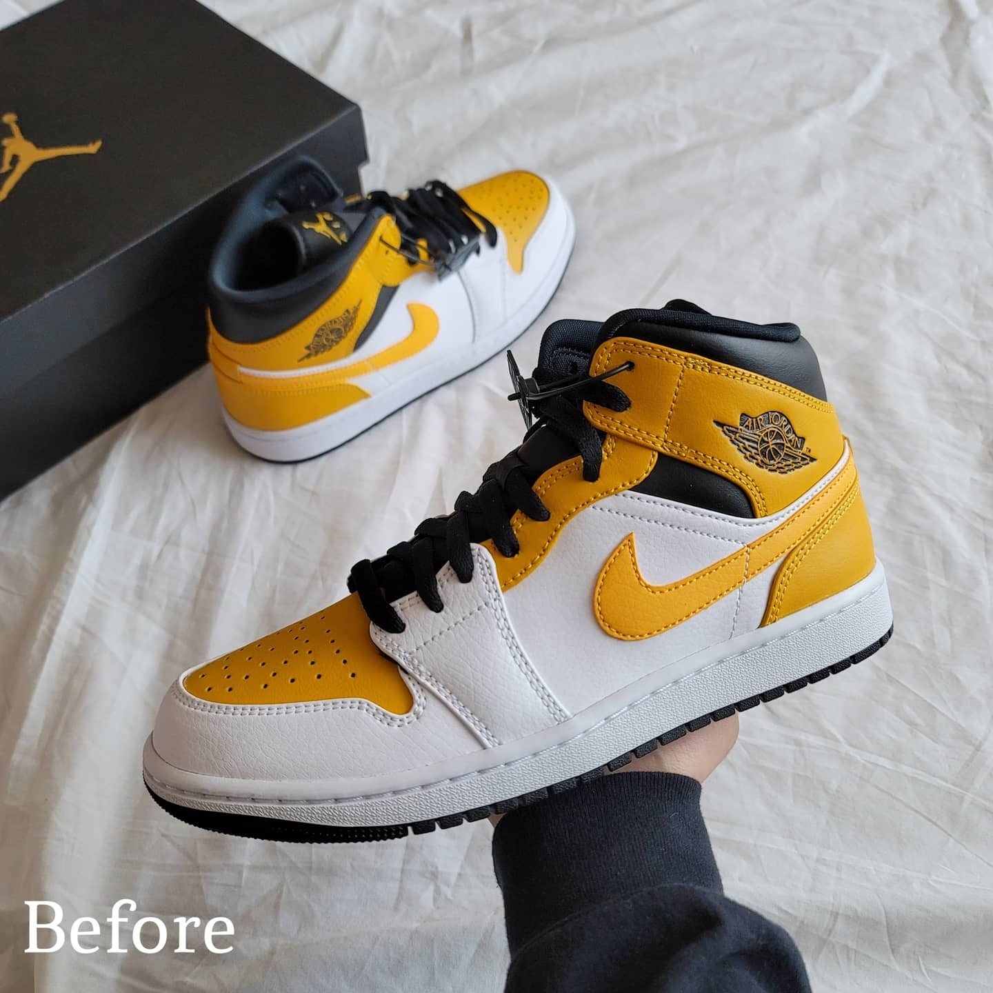Jordan 1 Mid White University Gold 착용 스타일 - 2