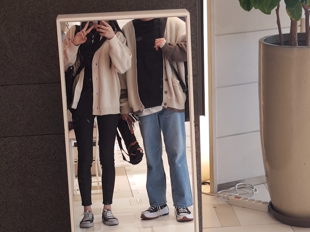 Converse Run Star Hike Hi Black White Gum 착용 스타일