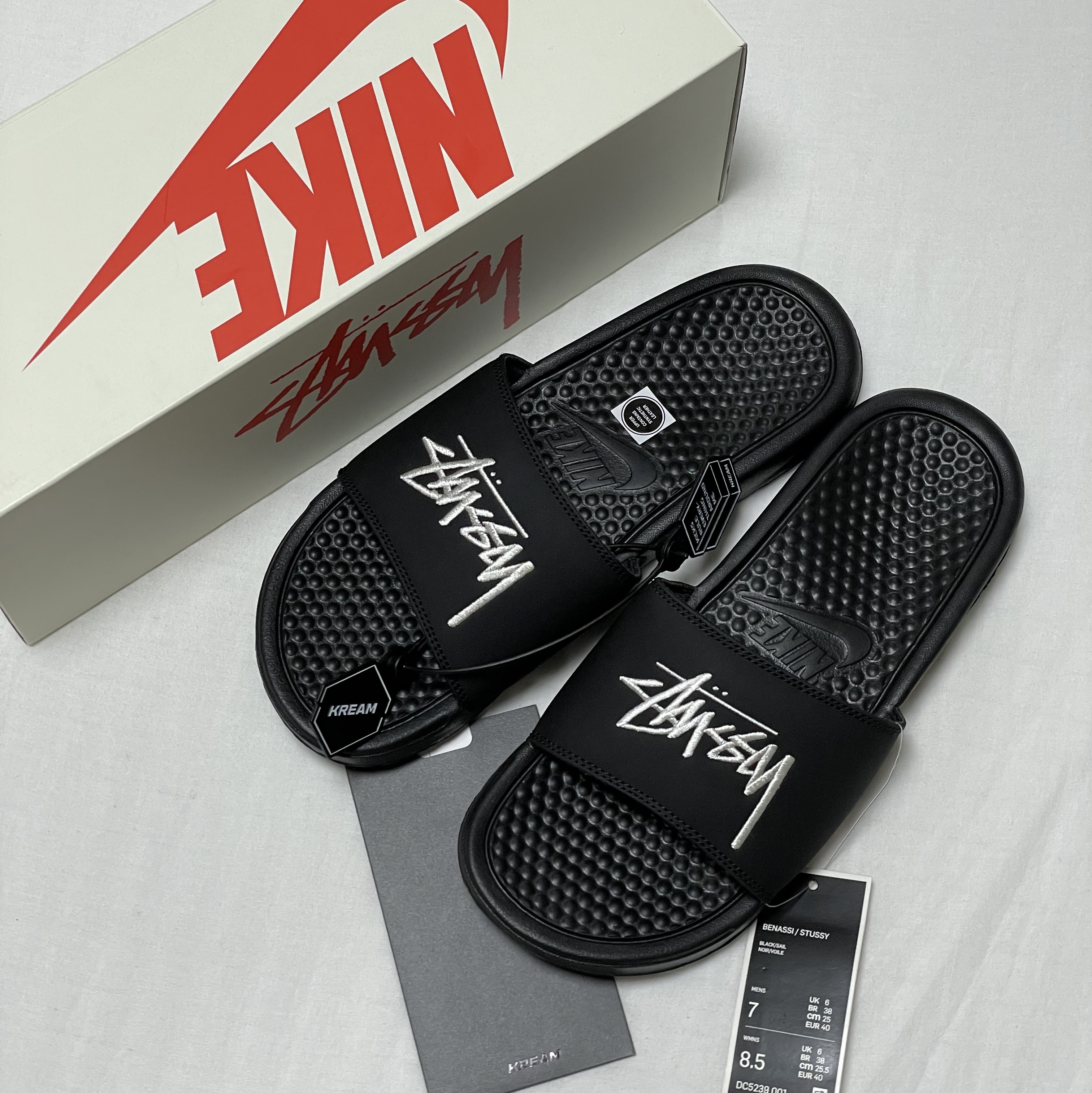 Nike x Stussy Benassi Slide Black 착용 스타일