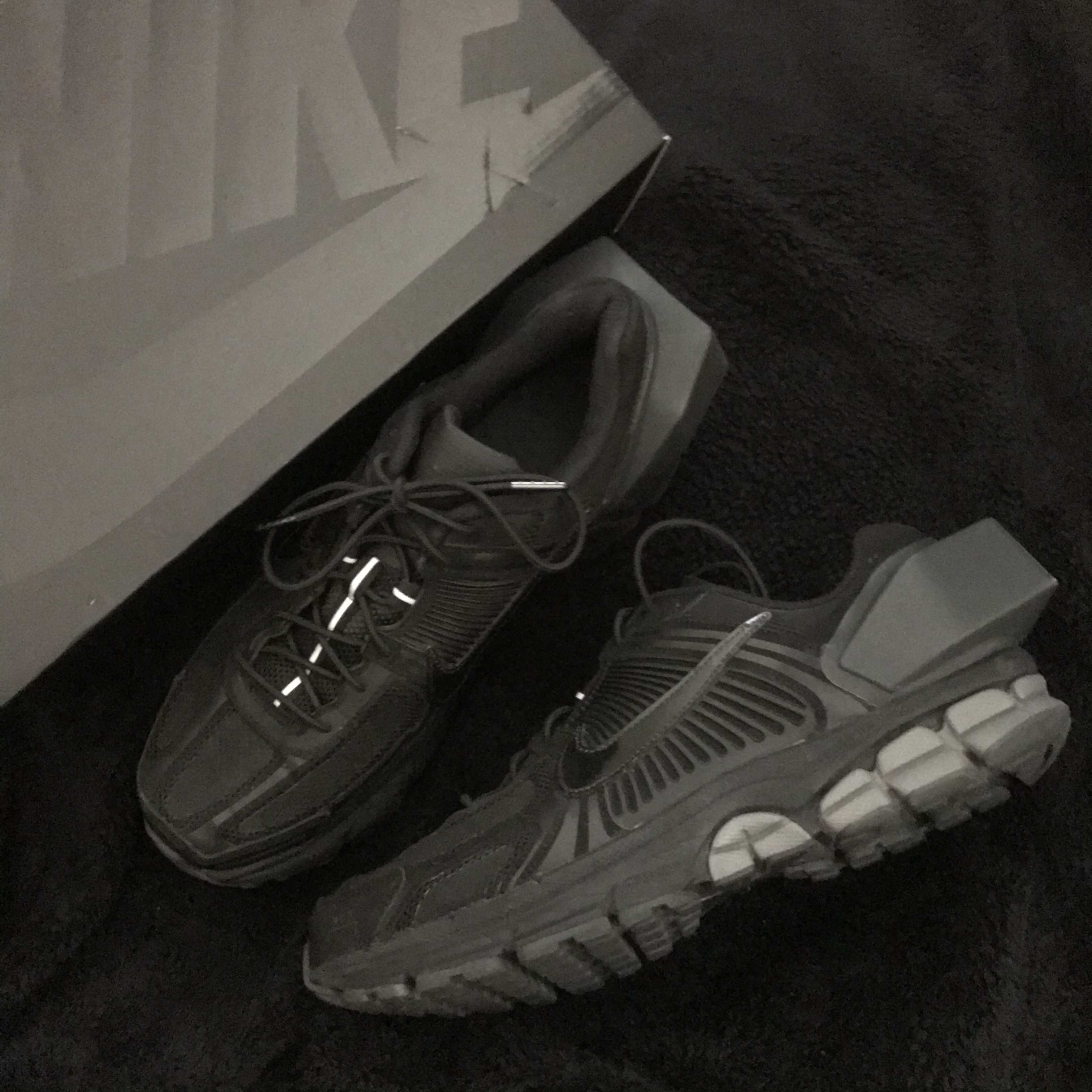 Nike x A-Cold-Wall Zoom Vomero 5 Black 착용 스타일