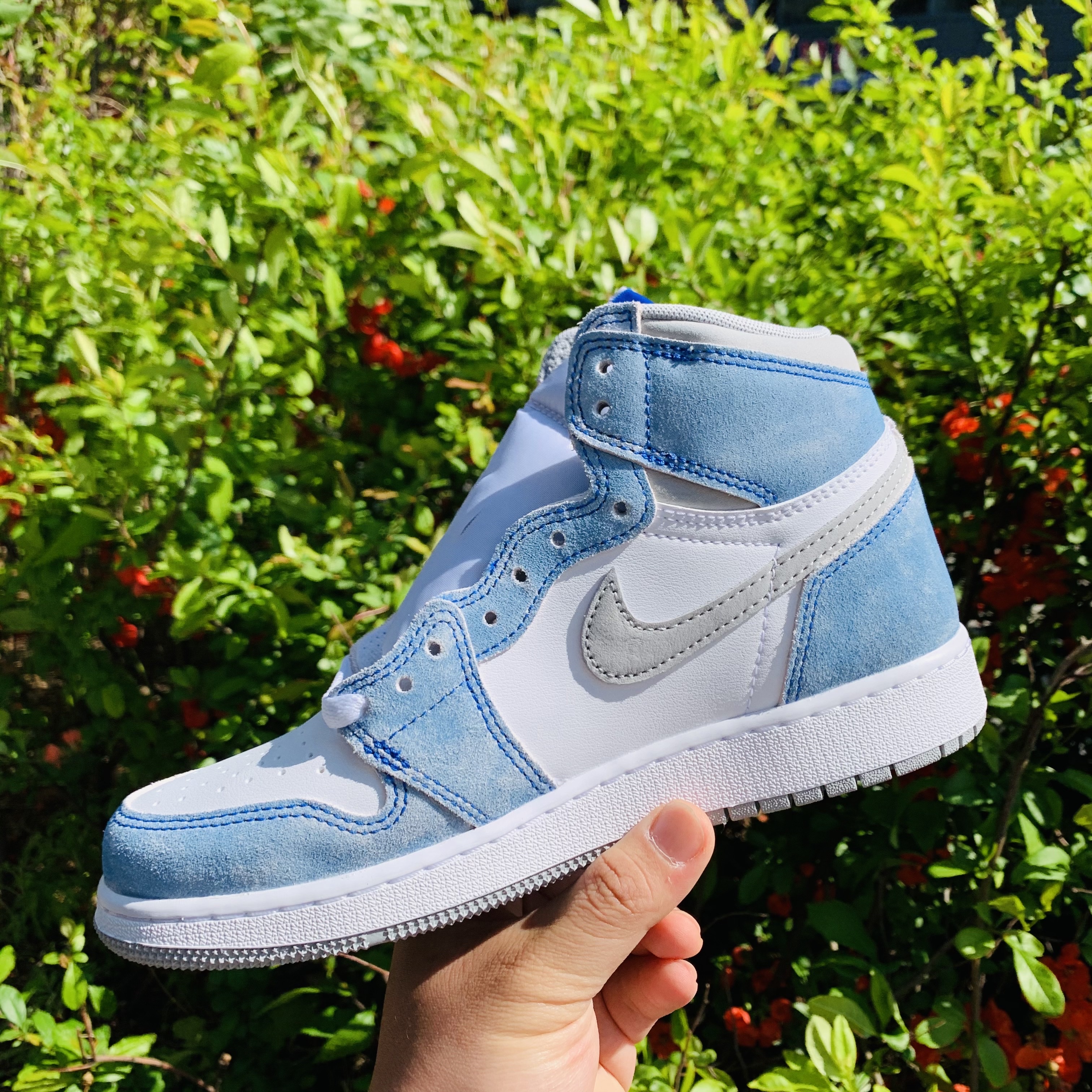 (GS) Jordan 1 Retro High OG Hyper Royal 착용 스타일