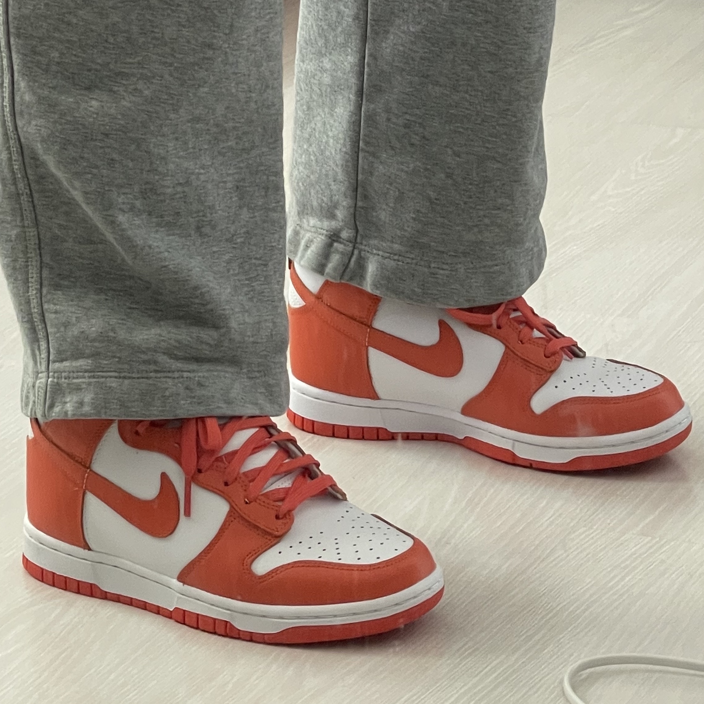 (W) Nike Dunk High Orange Blaze 착용 스타일 - 3