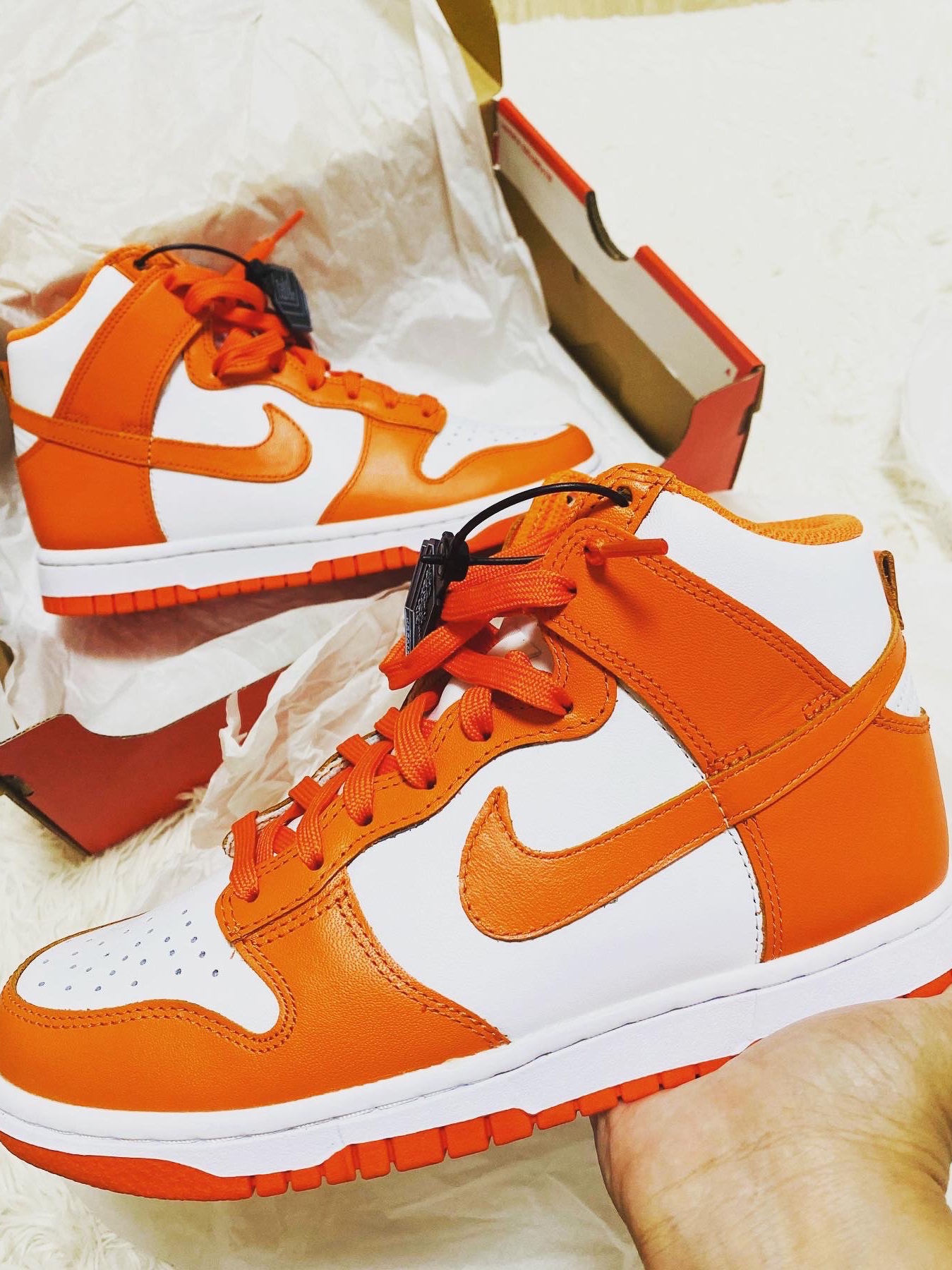 (W) Nike Dunk High Orange Blaze 착용 스타일 - 1