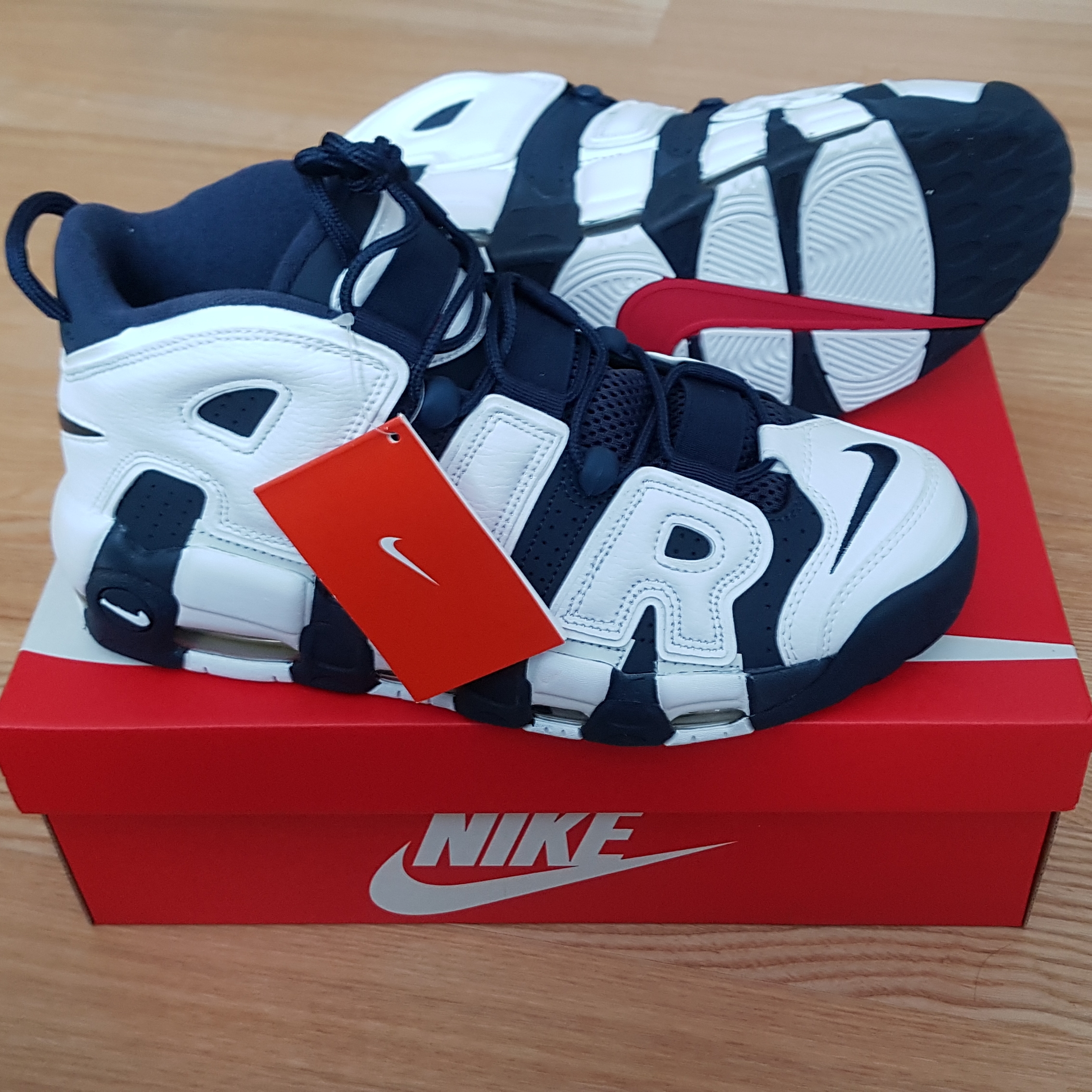 Nike Air More Uptempo Olympic 2016 착용 스타일 - 1