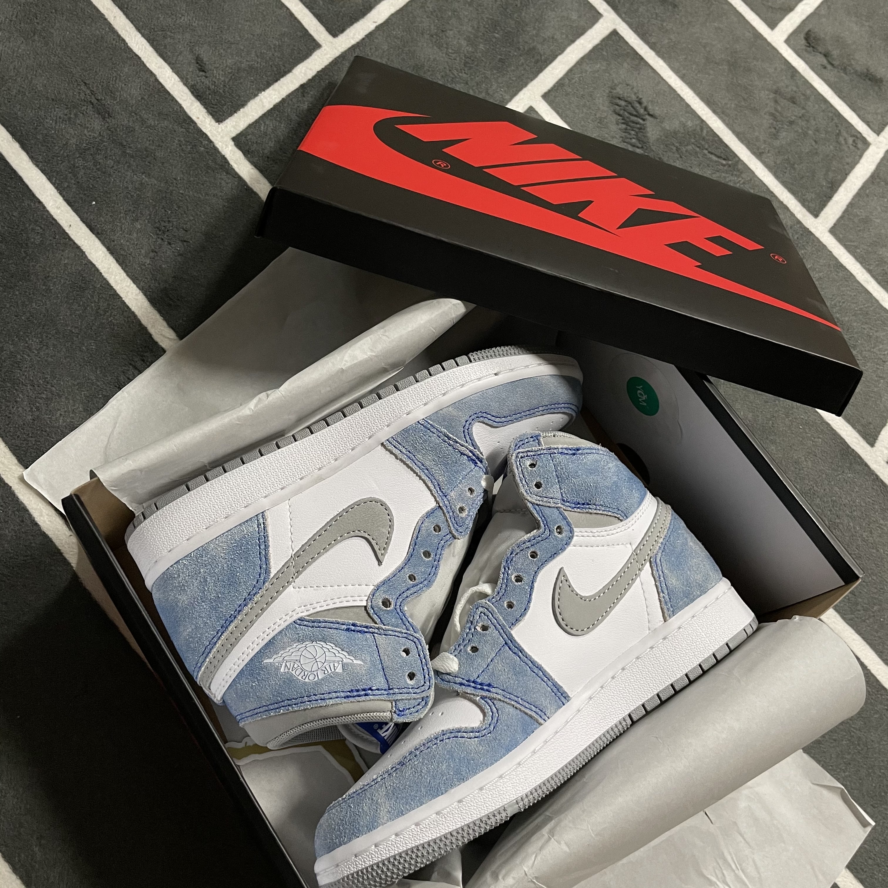 (GS) Jordan 1 Retro High OG Hyper Royal 착용 스타일