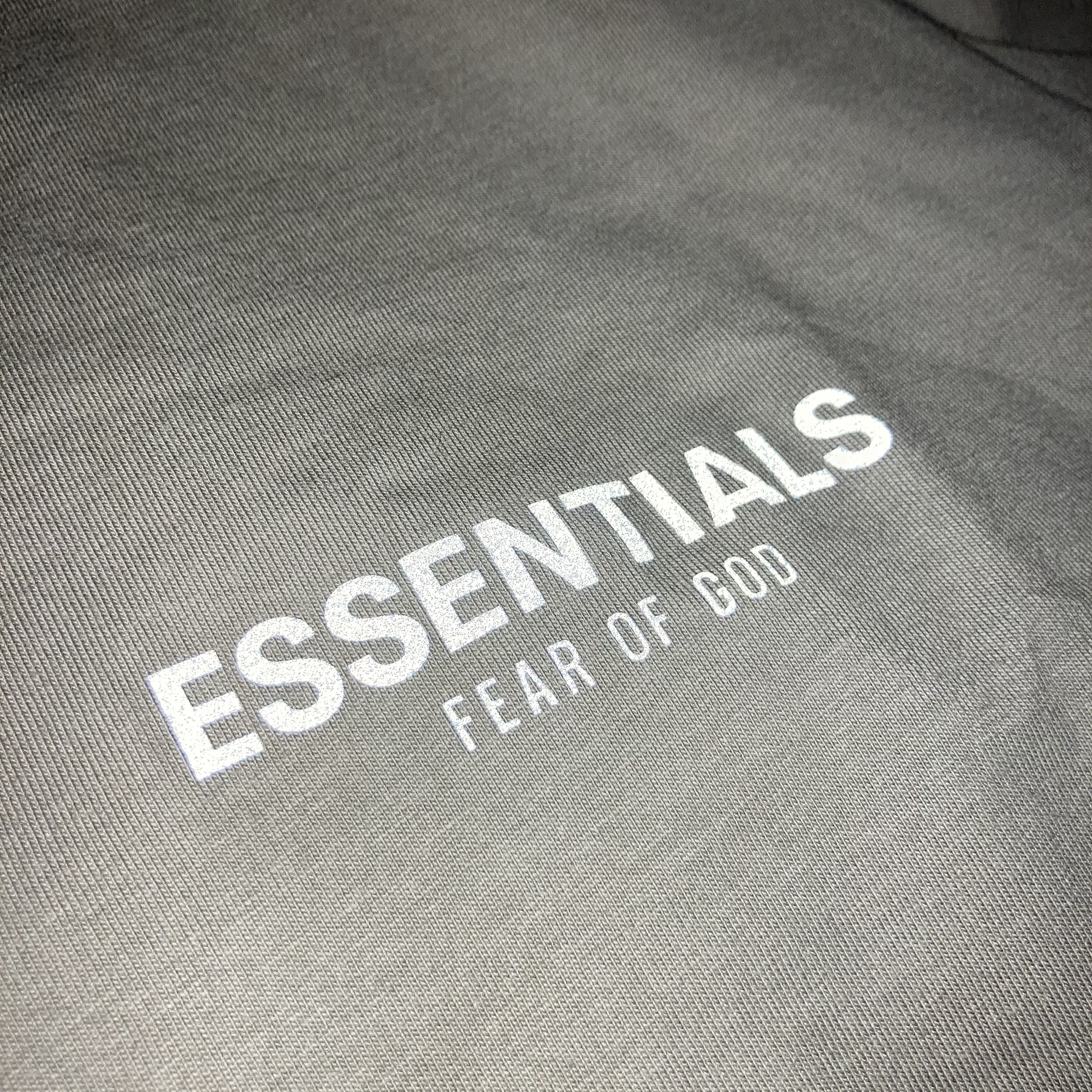 Essentials Short Sleeve Boxy Polo Cement - 20FW 착용 스타일