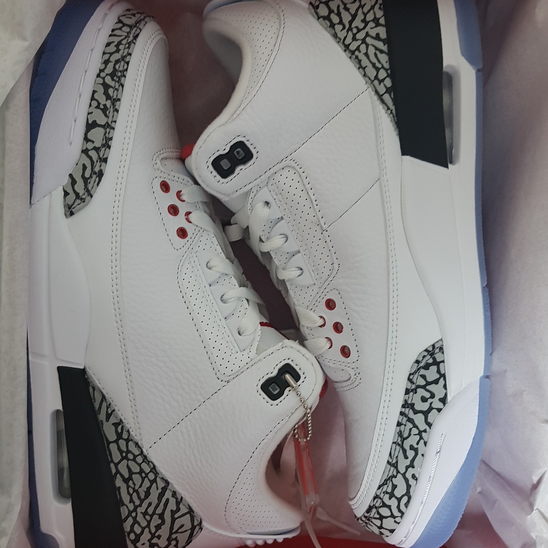 Jordan 3 Retro Free Throw Line White Cement 착용 스타일 - 3