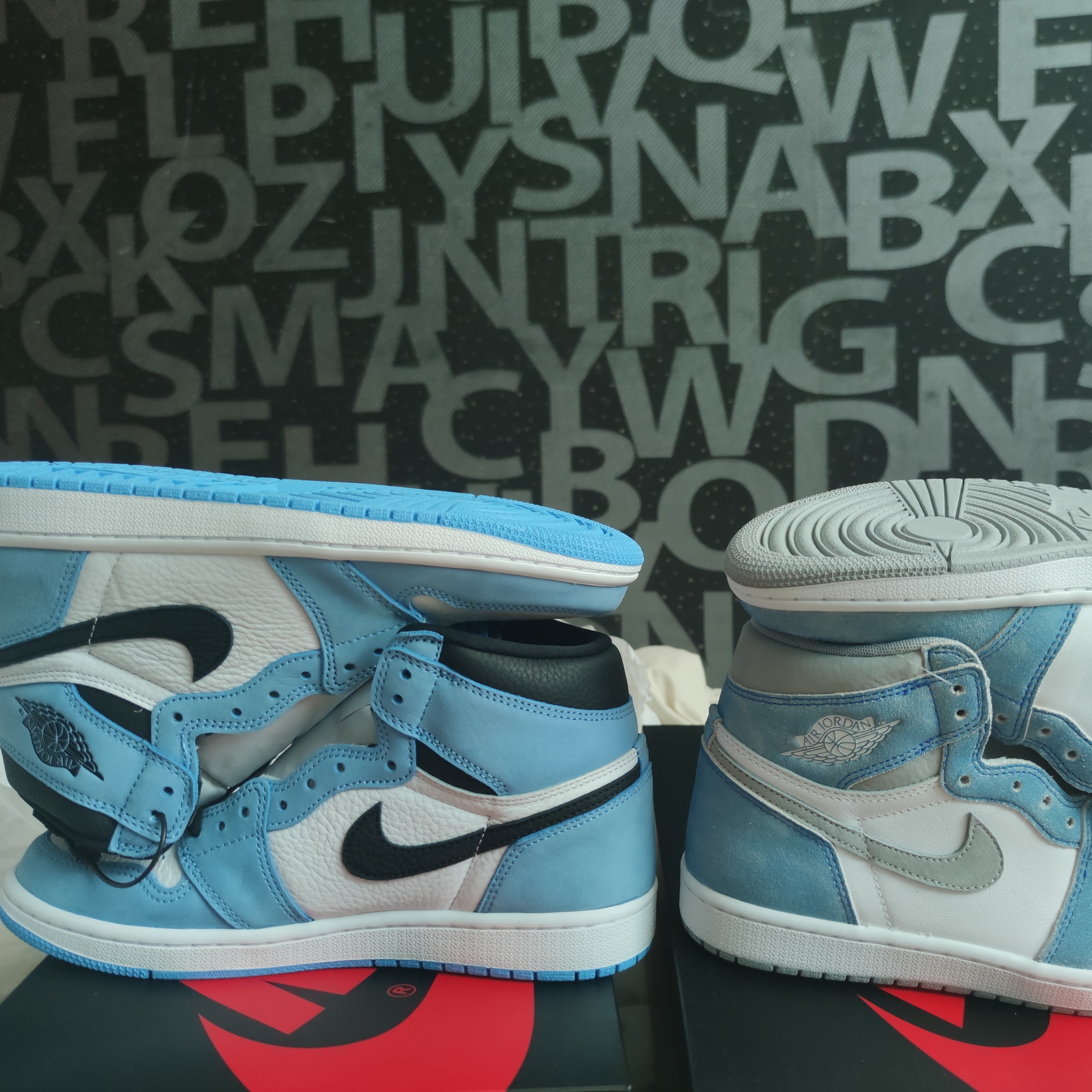 Jordan 1 Retro High OG Hyper Royal, Jordan 1 Retro High OG University Blue 착용 스타일 - 2