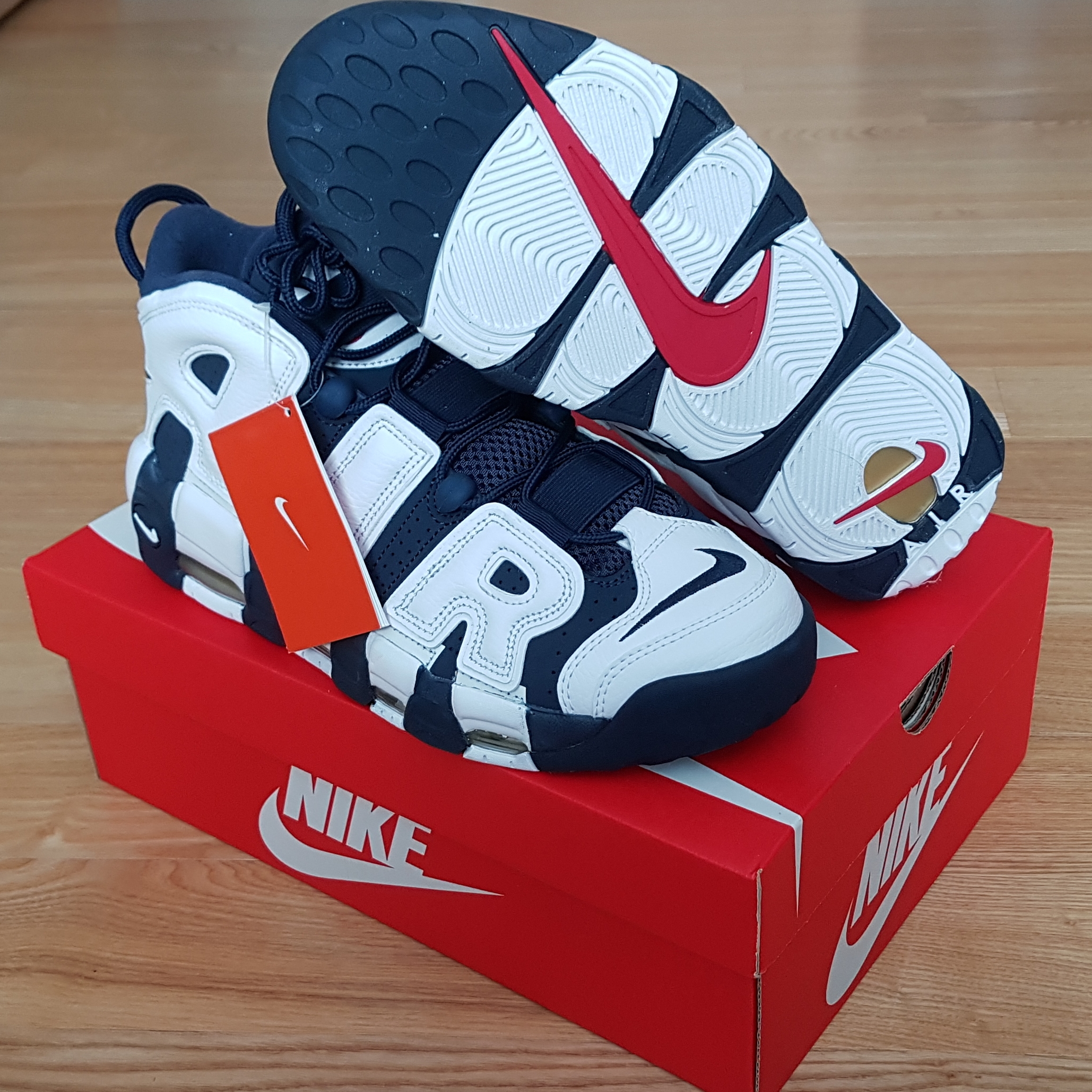 Nike Air More Uptempo Olympic 2016 착용 스타일 - 2