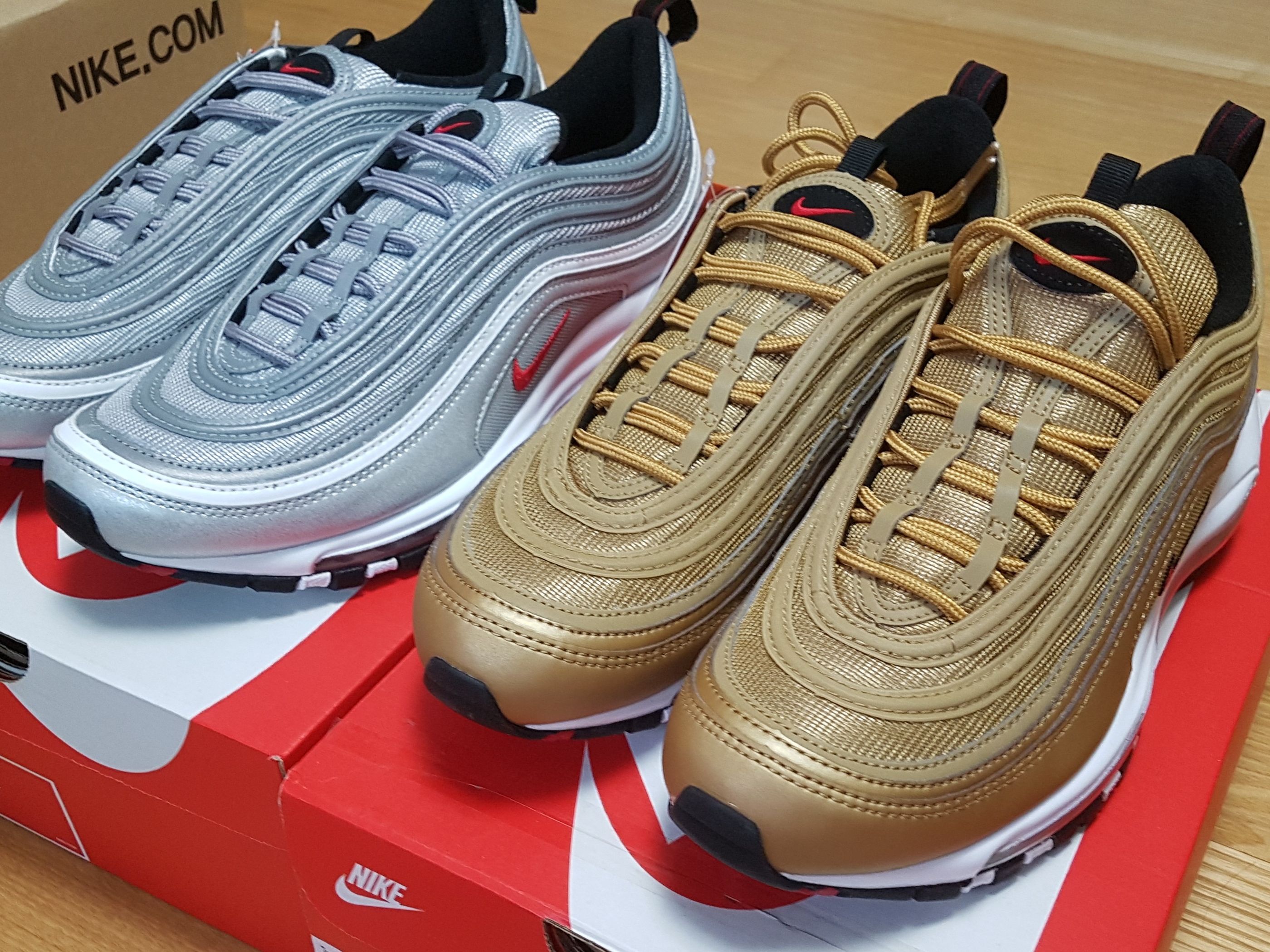 Nike Air Max 97 G Silver Bullet, Nike Air Max 97 QS Metallic Gold 2018 착용 스타일 - 1