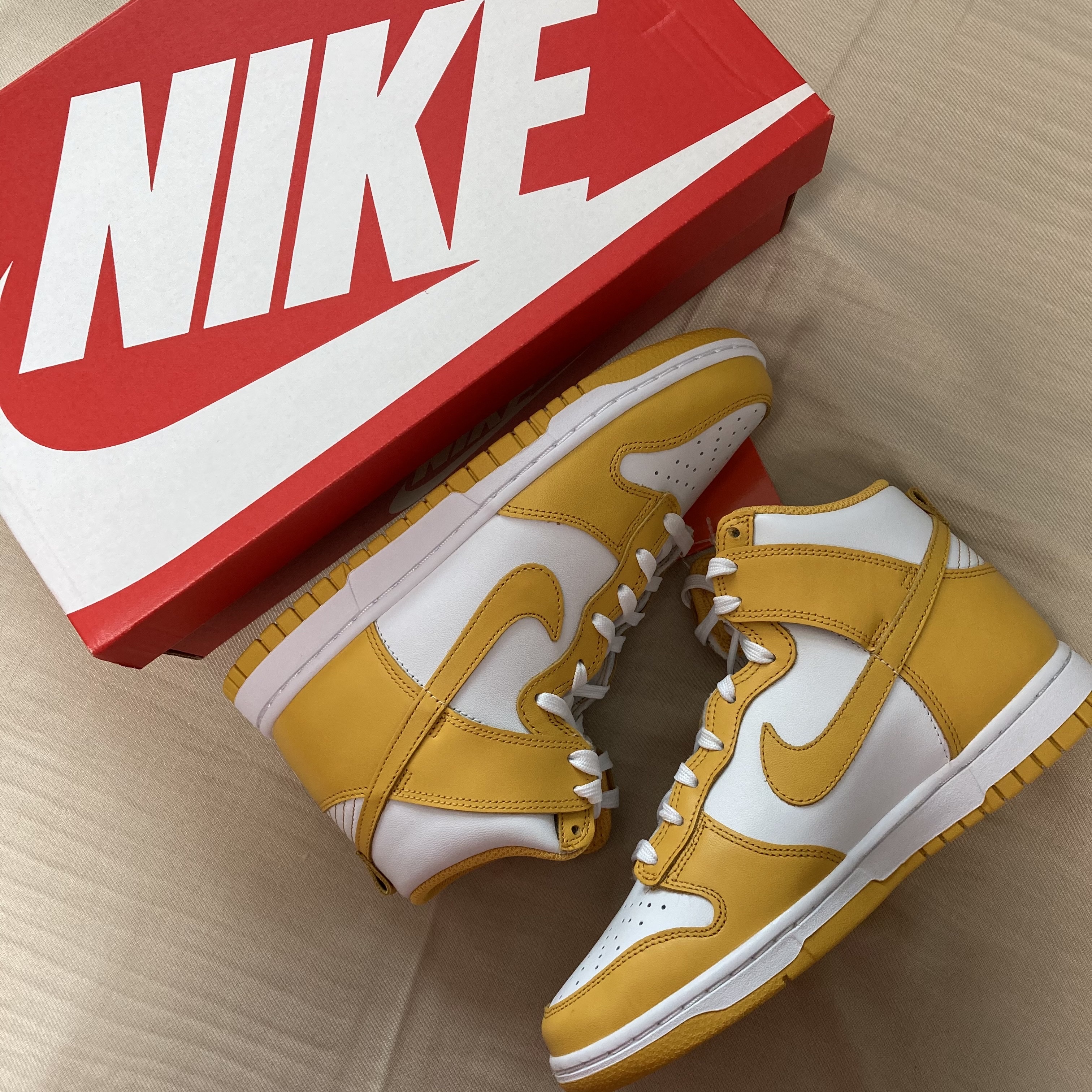 (W) Nike Dunk High Dark Sulfur 착용 스타일