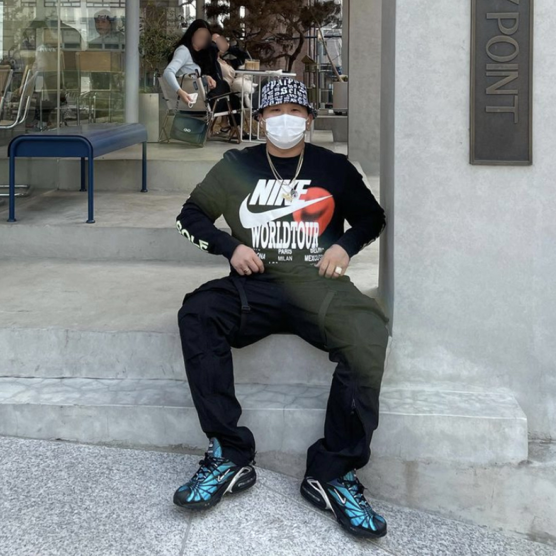 Nike x Skepta Air Max Tailwind 5 Chrome Blue 착용 스타일 - 2