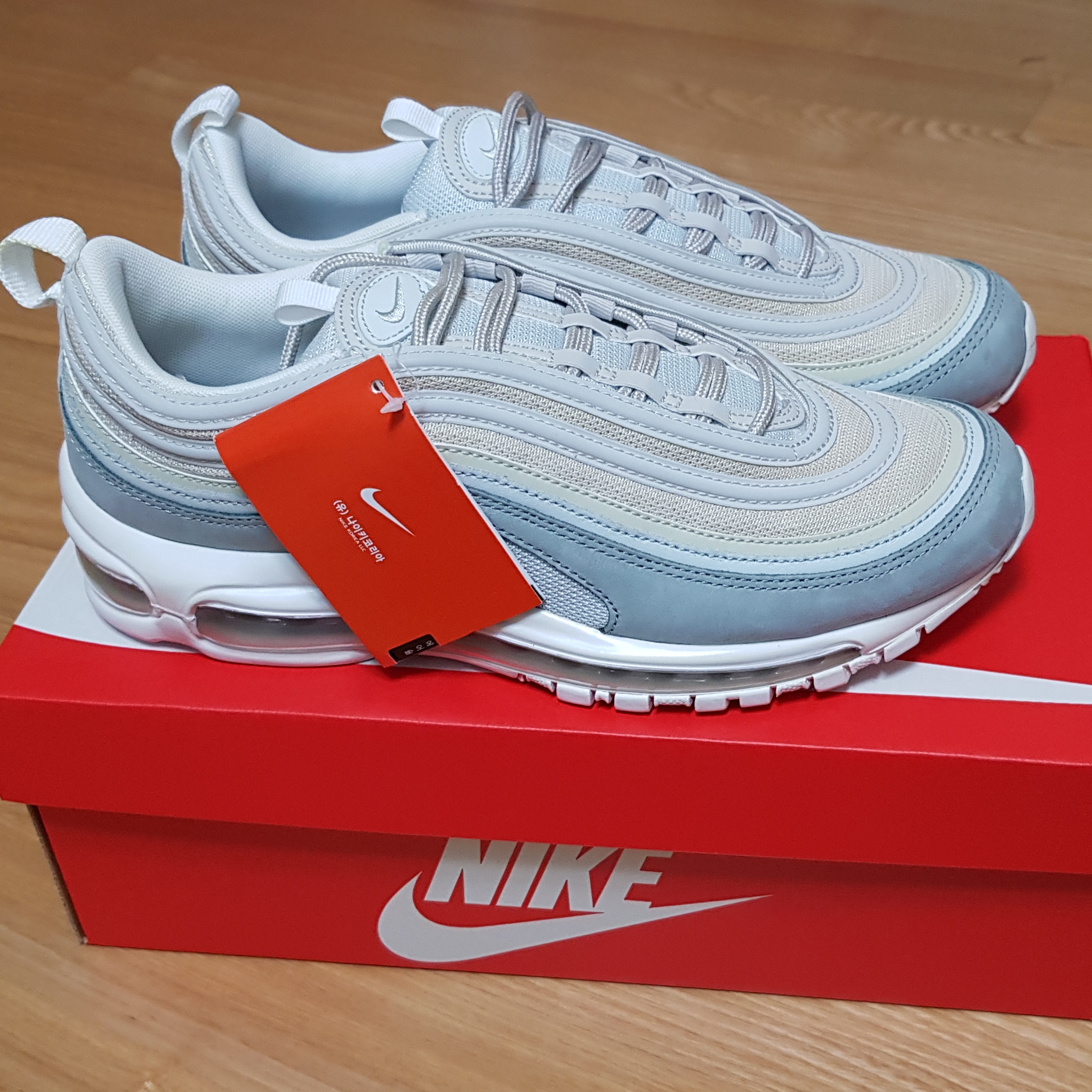 Nike Air Max 97 OG Royal Neon, Nike Air Max 97 OG Black Volt Asia 착용 스타일 - 4