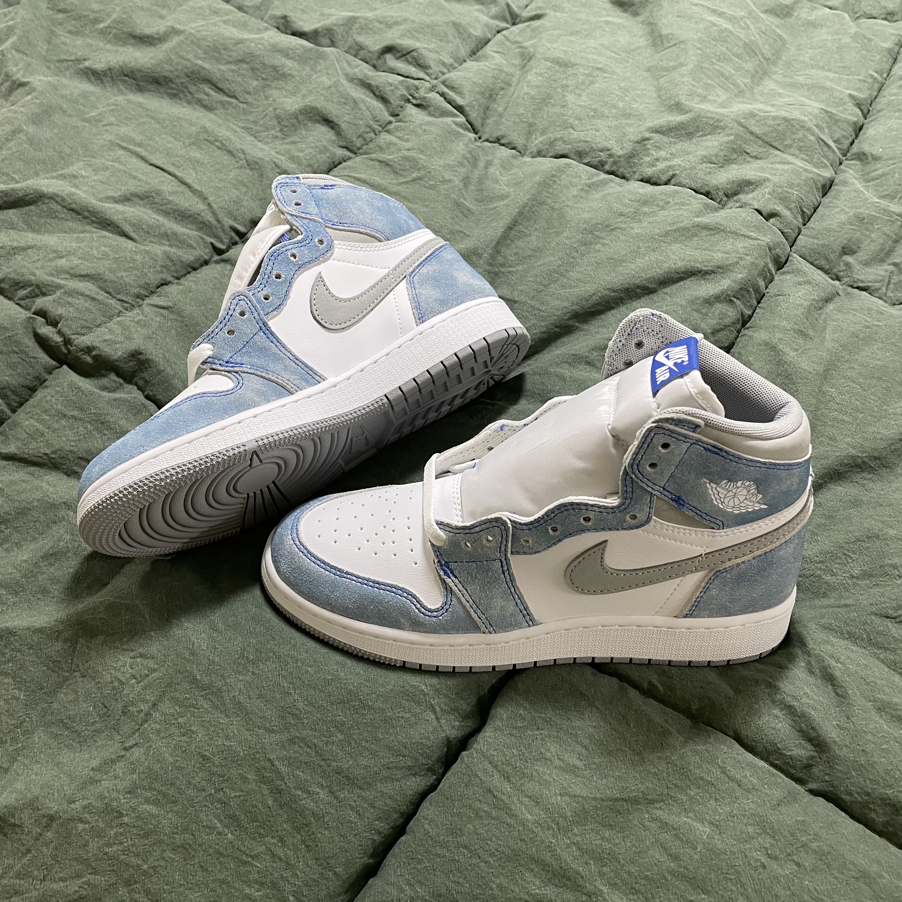 (GS) Jordan 1 Retro High OG Hyper Royal 착용 스타일