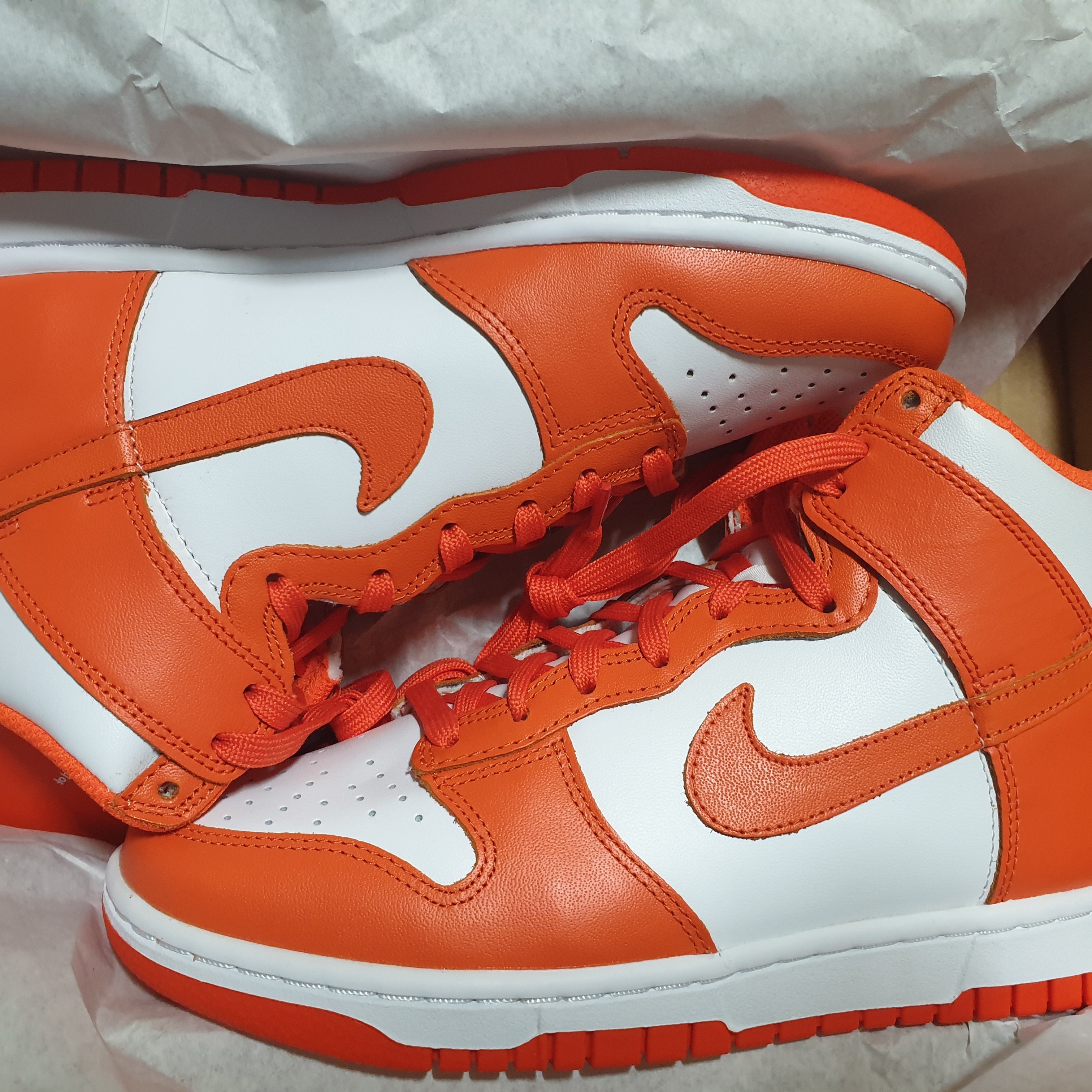 (W) Nike Dunk High Orange Blaze 착용 스타일 - 1