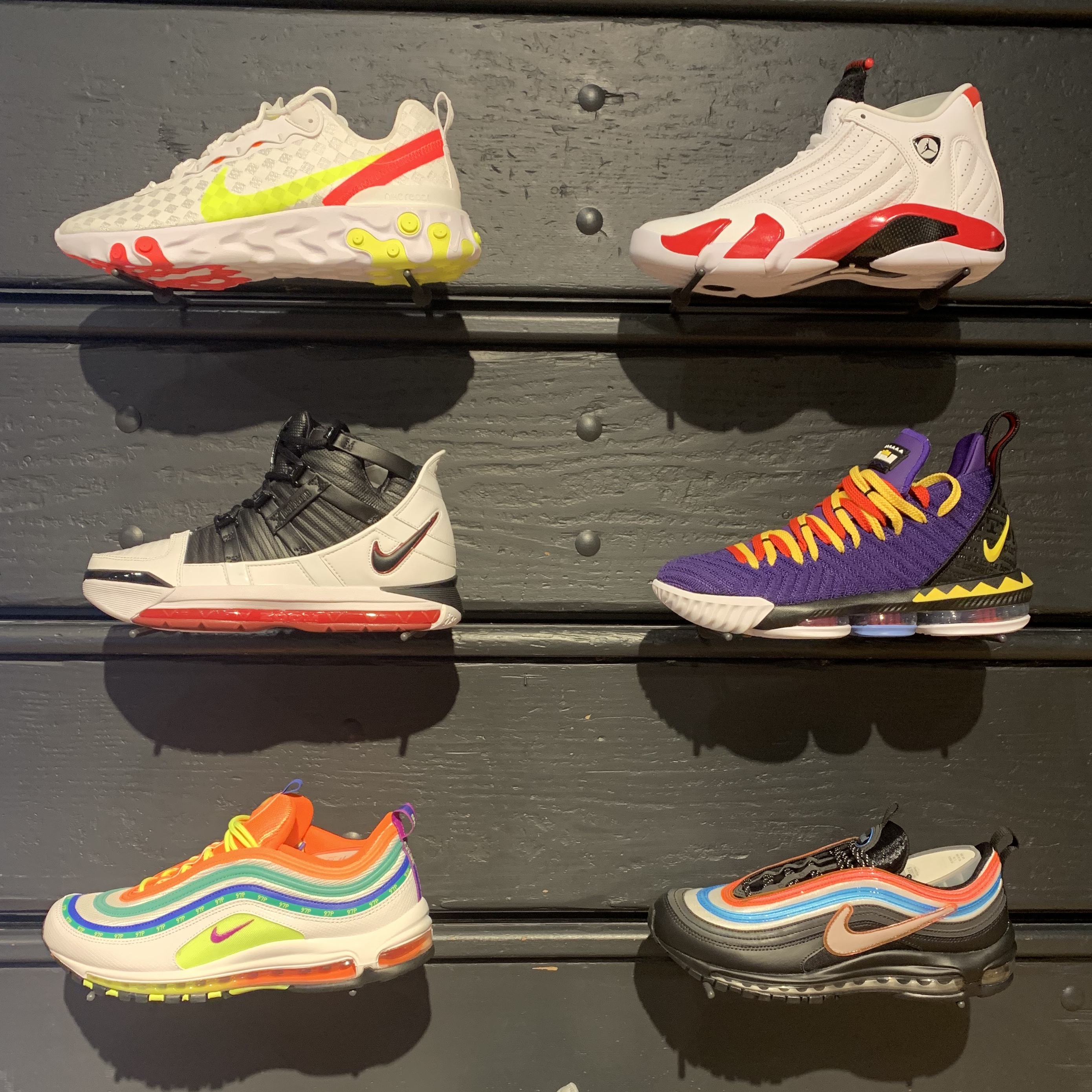 Nike Air Max 97 Neon Seoul 착용 스타일