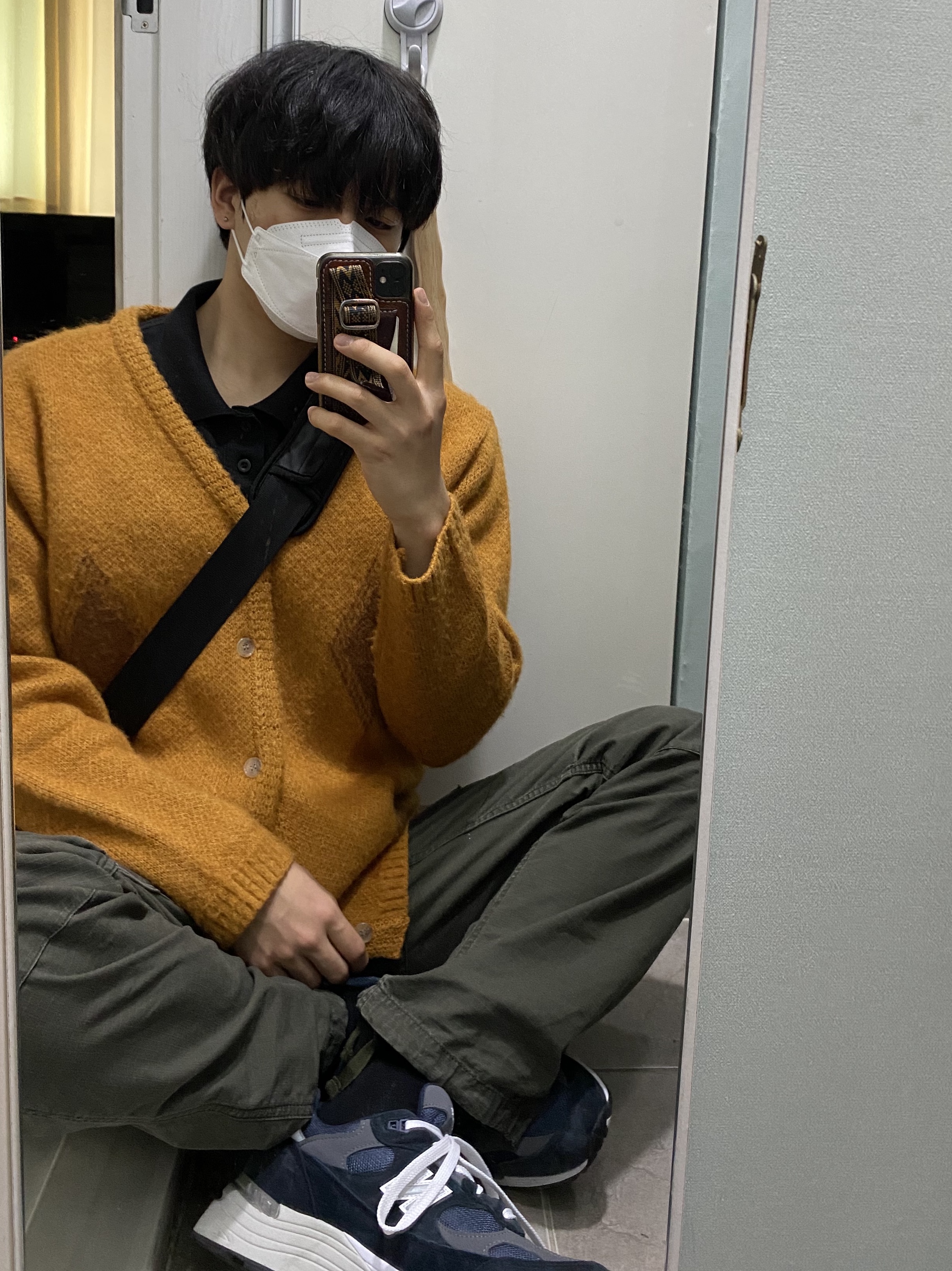 New Balance 992 Made in USA Navy 착용 스타일 - 2