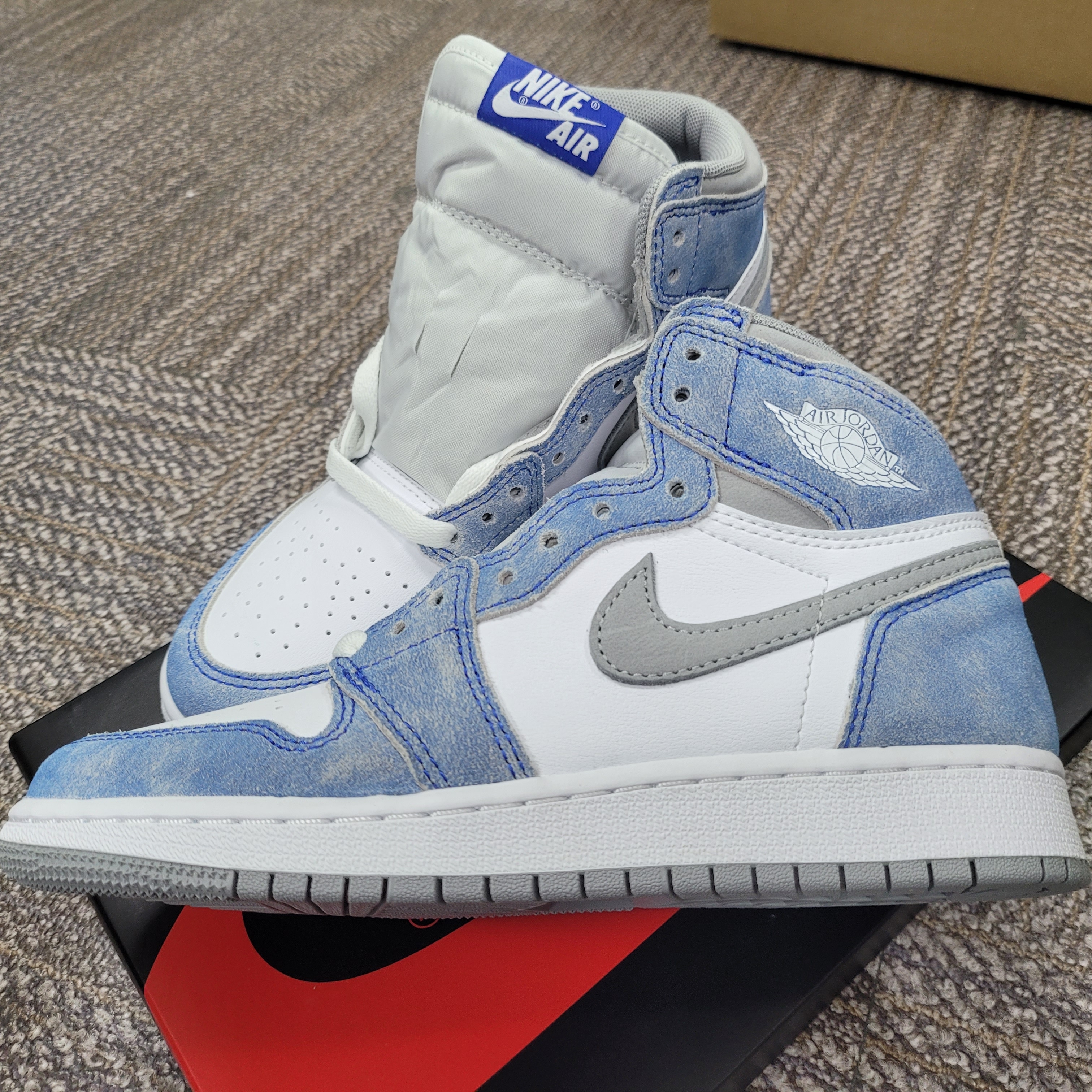 (GS) Jordan 1 Retro High OG Hyper Royal 착용 스타일