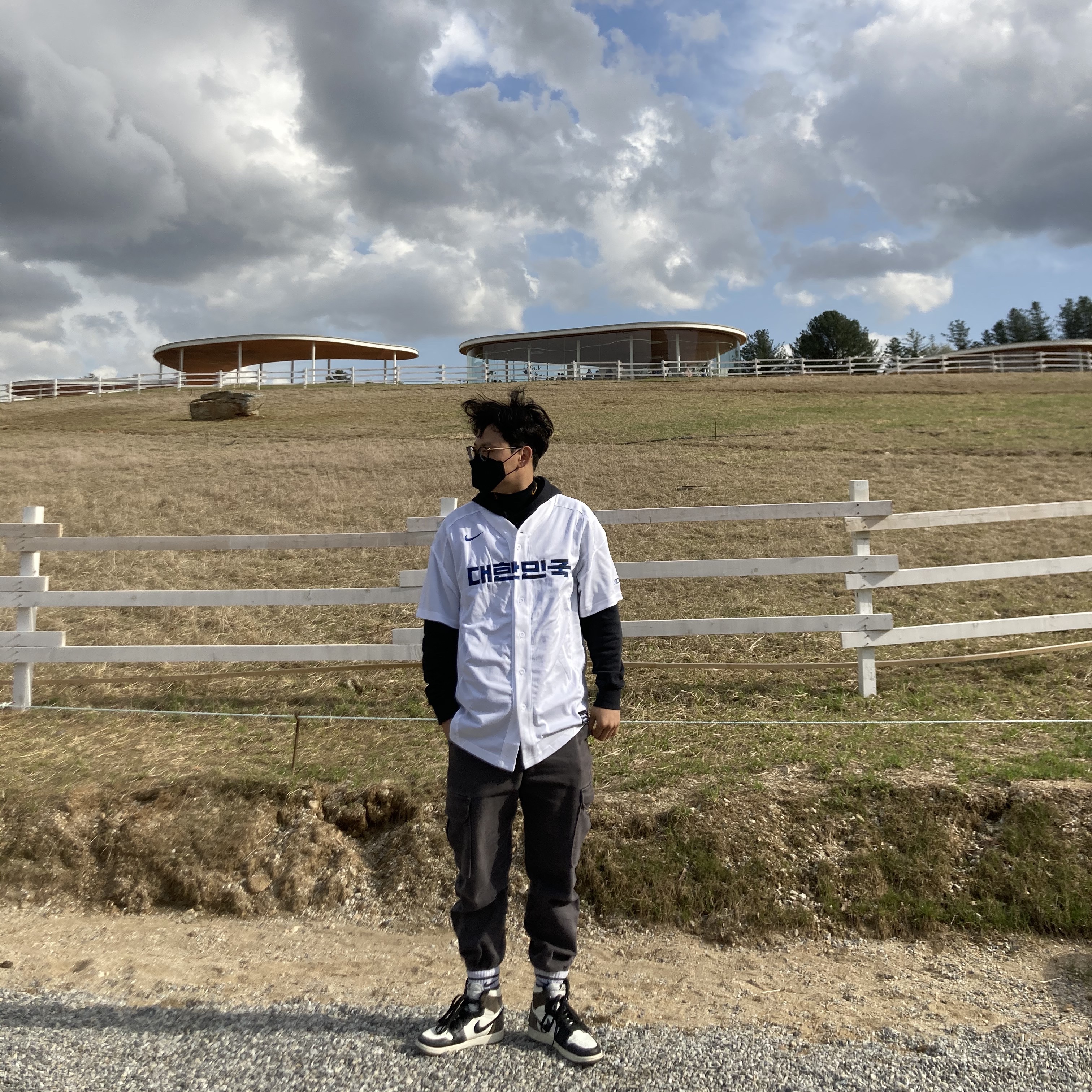 Nike x Drake Nocta Essential Mock Neck Black - Asia, Nike NRG Solo Swoosh Fleece Hoodie Black White - Asia 착용 스타일 - 2