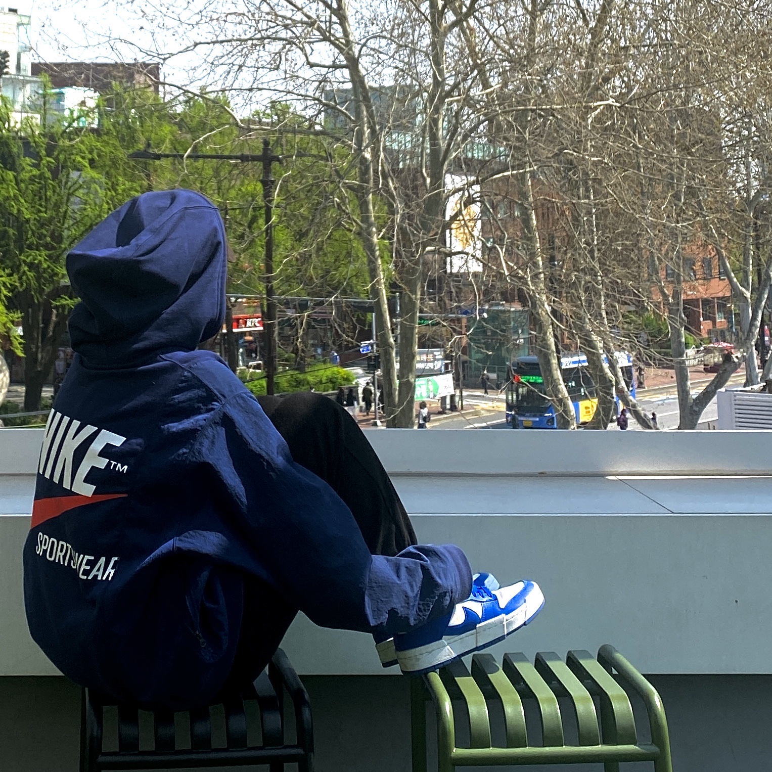 Nike NSW Hoodie BRS Midnight Navy, (W) Nike Dunk Low Disrupt Game Royal 착용 스타일