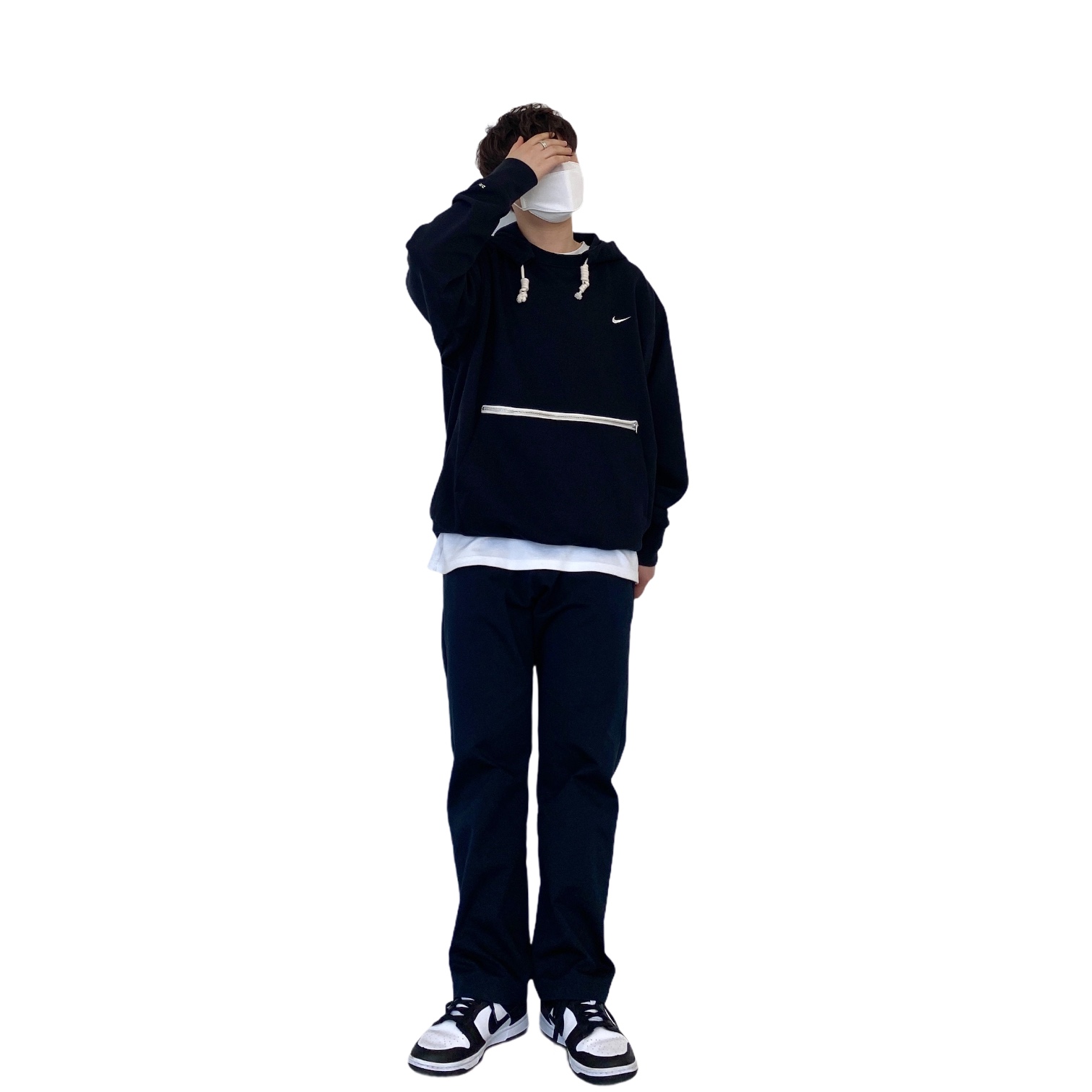 Nike Dunk Low Retro Black 착용 스타일 - 1
