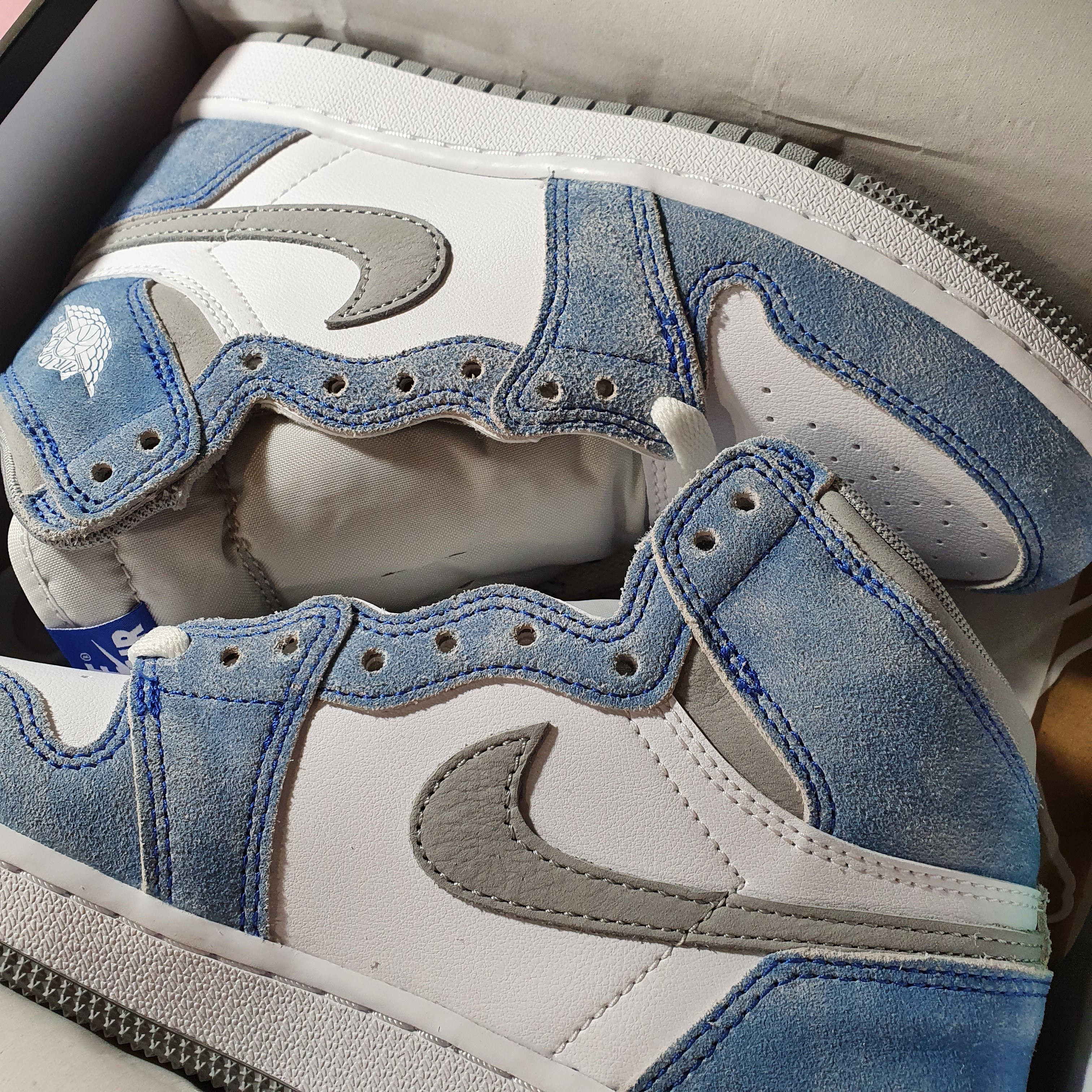 (GS) Jordan 1 Retro High OG Hyper Royal 착용 스타일 - 2