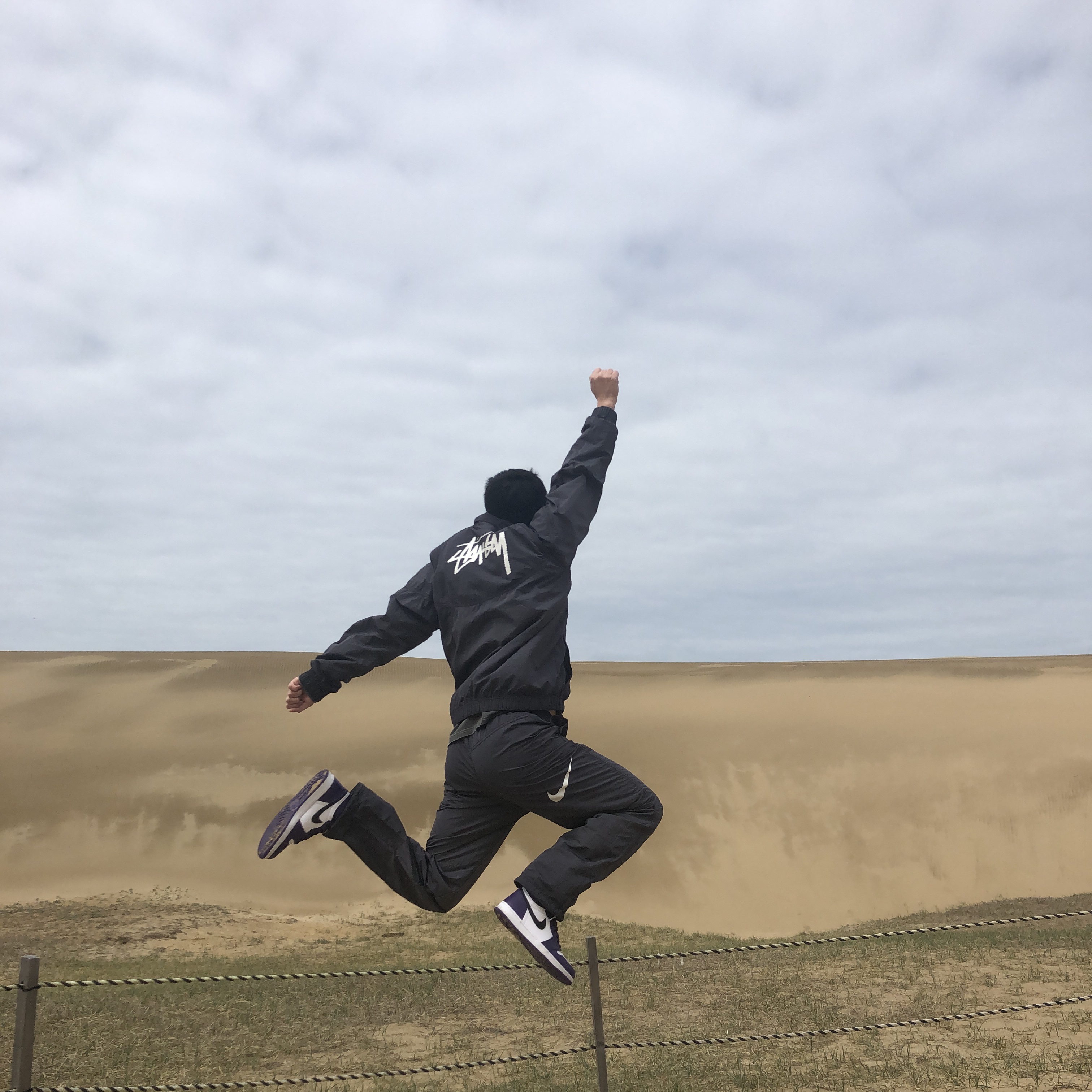 Nike x Stussy Windrunner Jacket Off Noir, Nike x Stussy Beach Pants Off Noir 착용 스타일 - 3