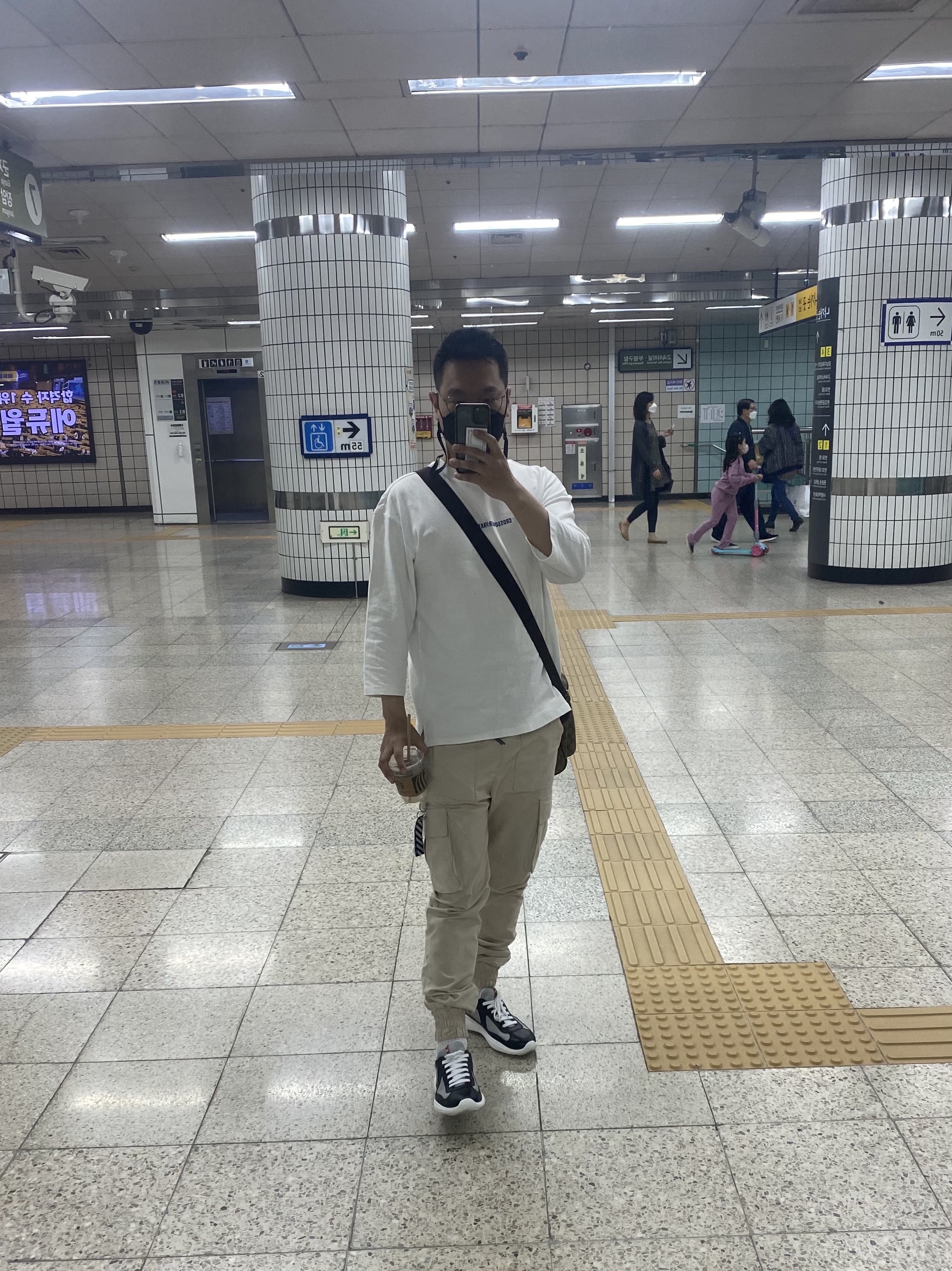 Prada America's Cup Sneakers Black 착용 스타일