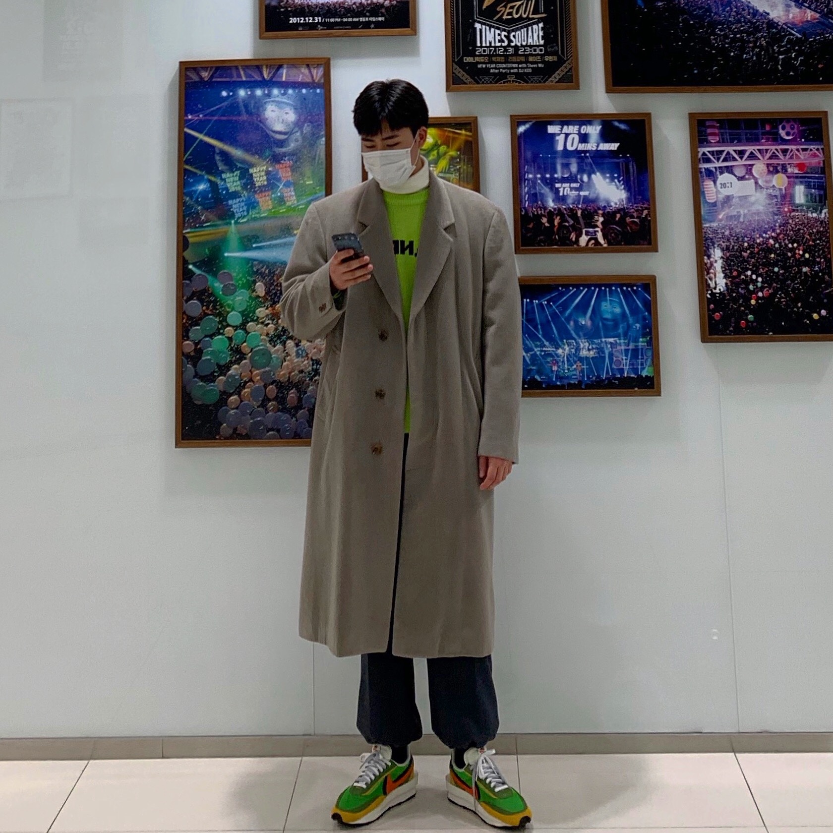 Nike x Sacai LDWaffle Green Multi 착용 스타일